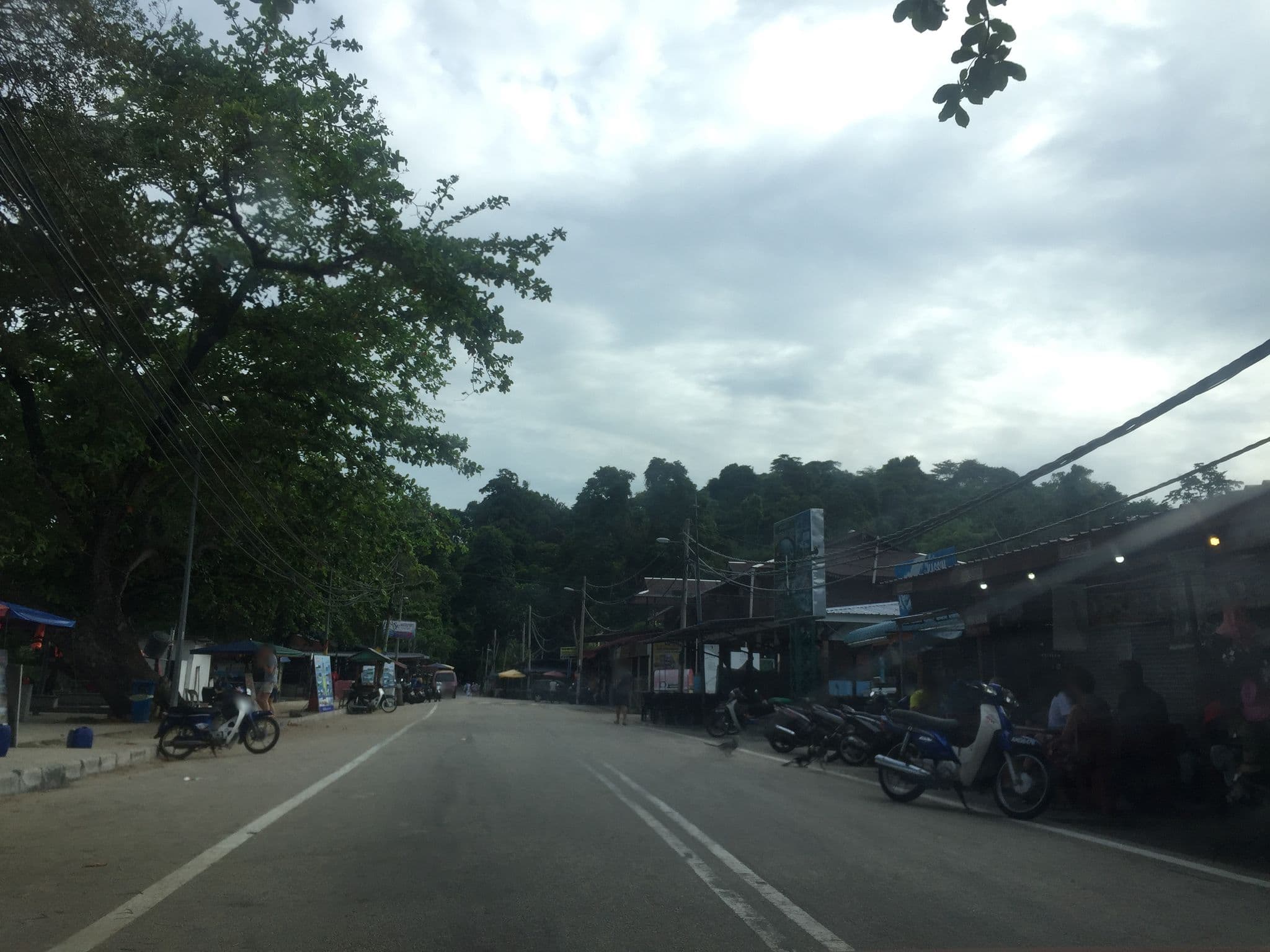 Street view near ala chalet, Pangkor — © amnisyafiqah (CC BY-SA · Mapillary)