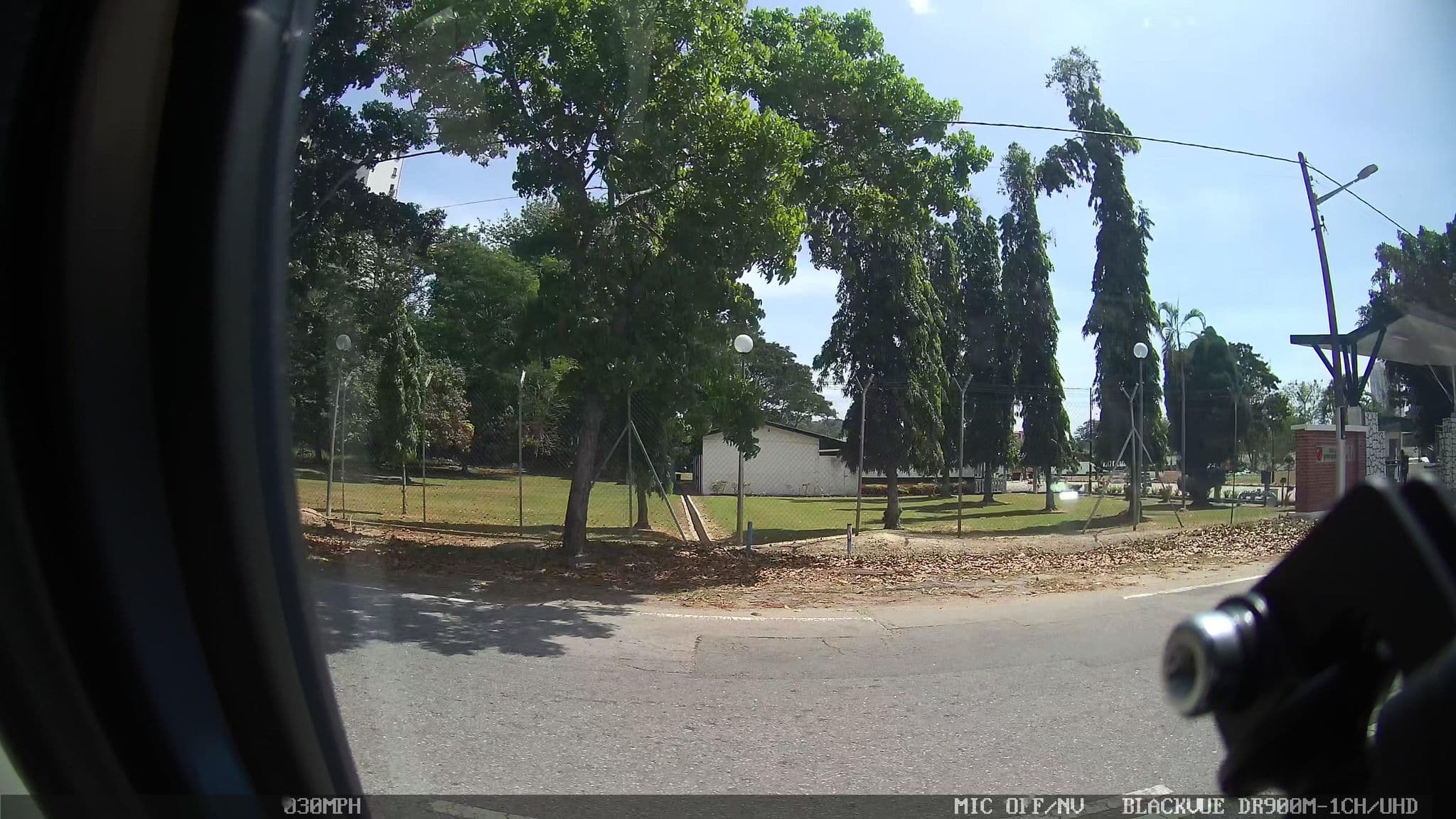 Street view near Tanjung Bungah Resort Ballroom, Kampung Sungai Ara — © kaart_1 (CC BY-SA · Mapillary)