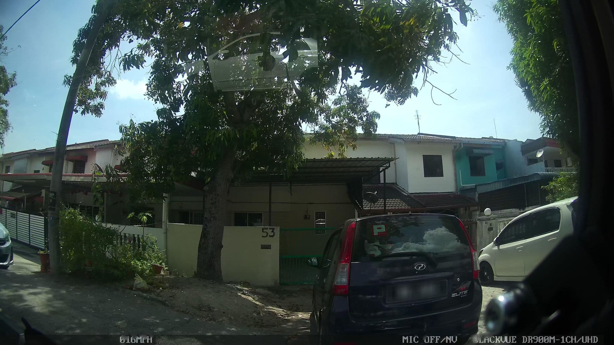 Street view near dalam akuarium ikan gapi, Kampung Sungai Ara — © kaart_1 (CC BY-SA · Mapillary)