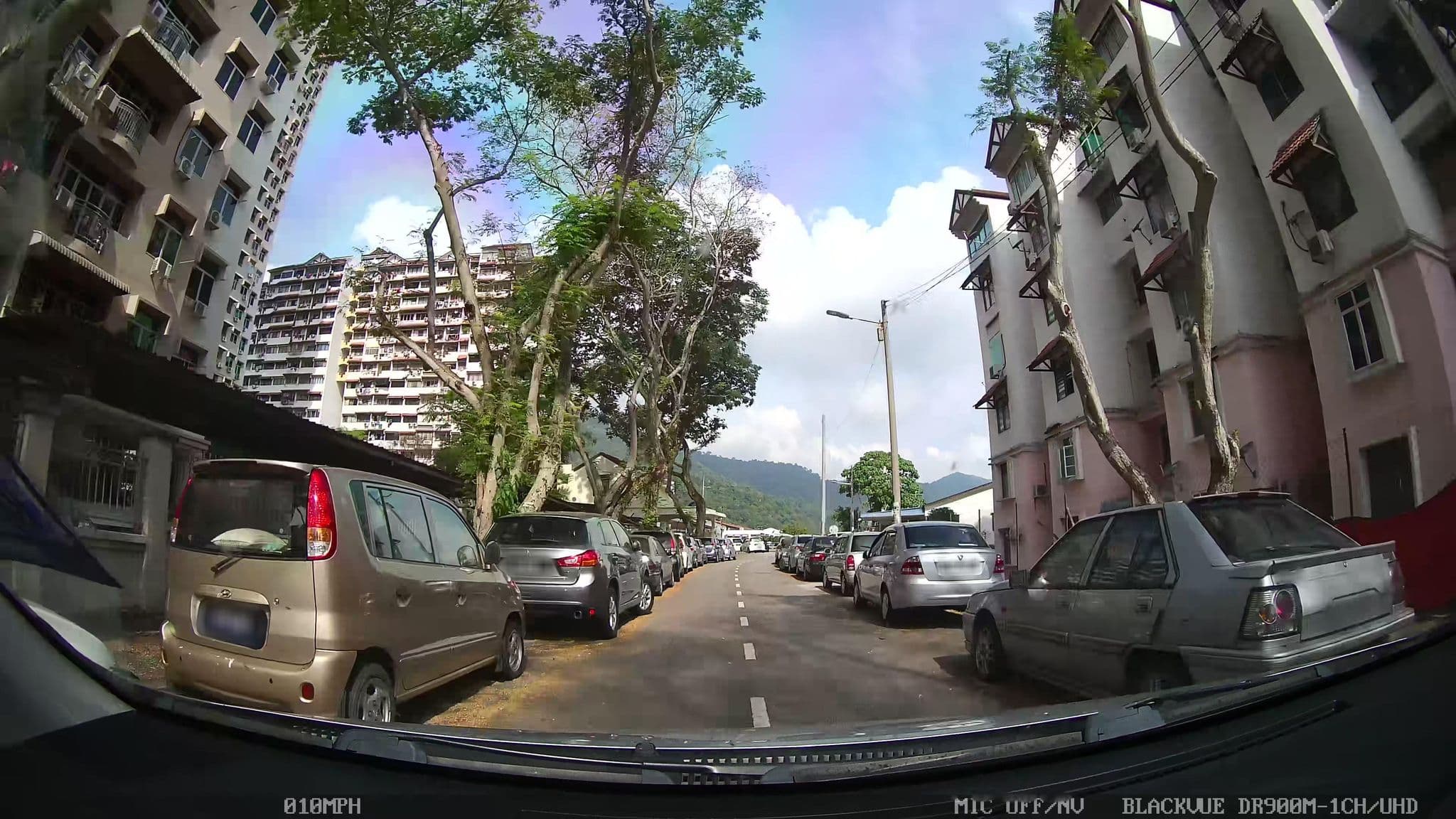 Street view near MyWonderWall, Bukit Jambul — © kaart_1 (CC BY-SA · Mapillary)