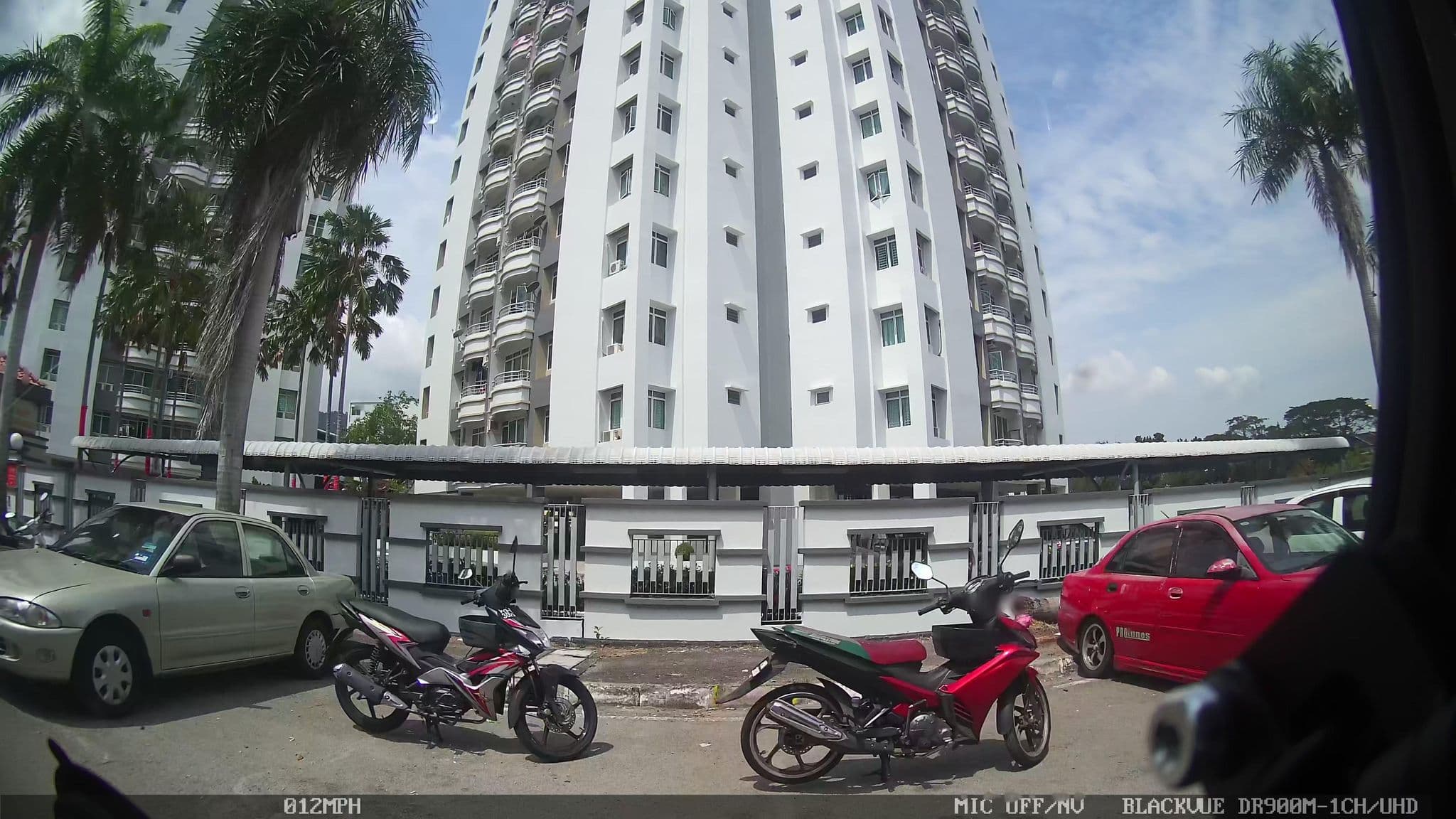 Street view near Crv, Bukit Jambul — © kaart_1 (CC BY-SA · Mapillary)