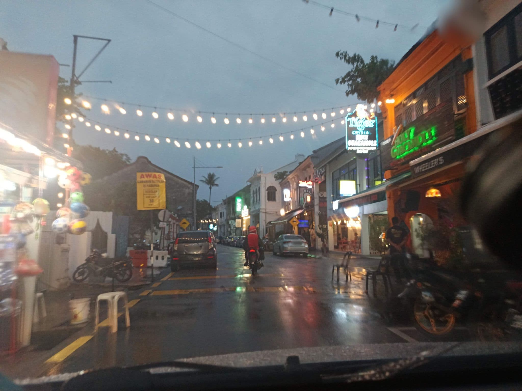Street view near Red Inn Penang, George Town — © YikQin (CC BY-SA · Mapillary)