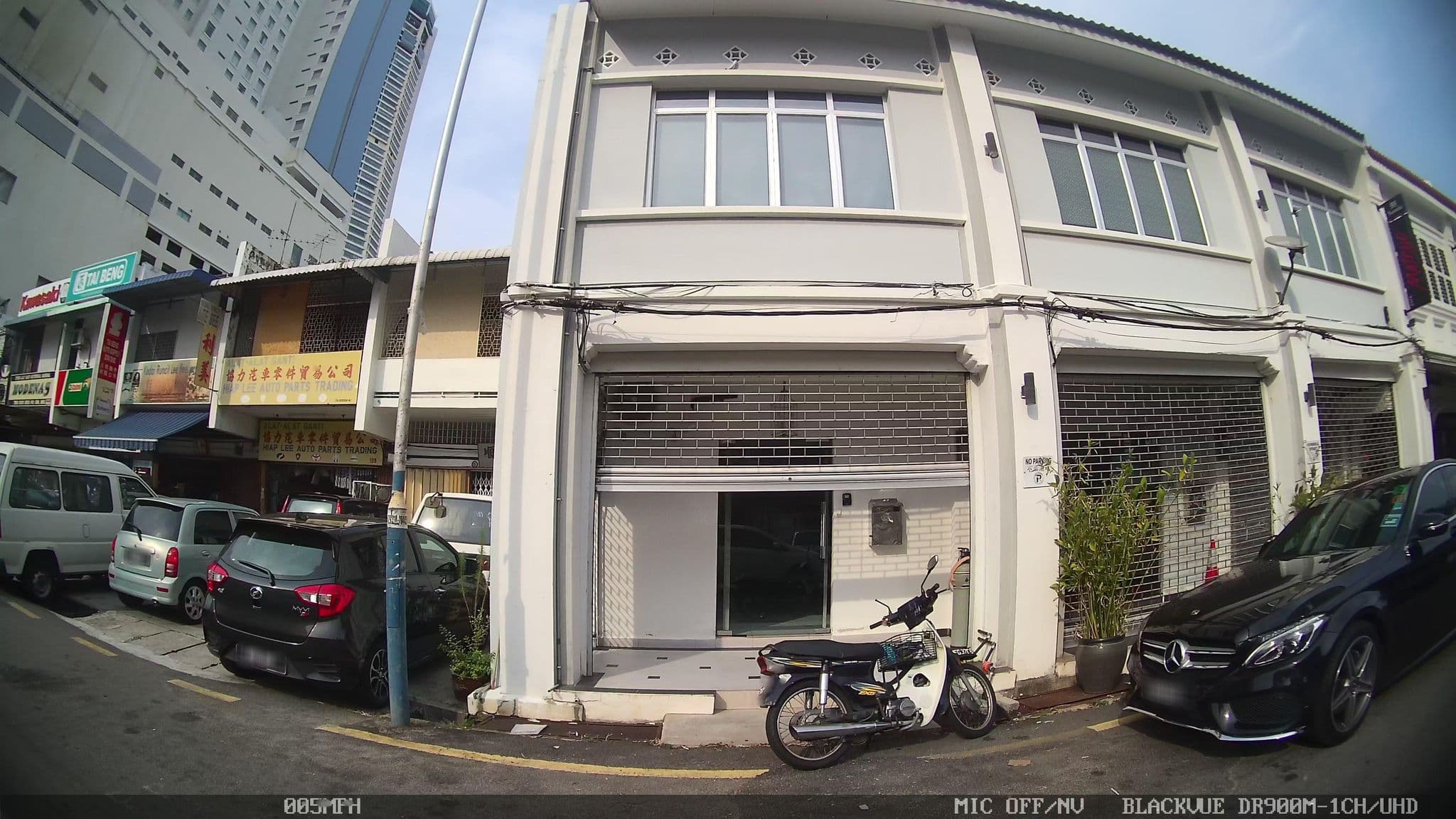 Street view near 100 Cintra Place, George Town — © kaart_4 (CC BY-SA · Mapillary)