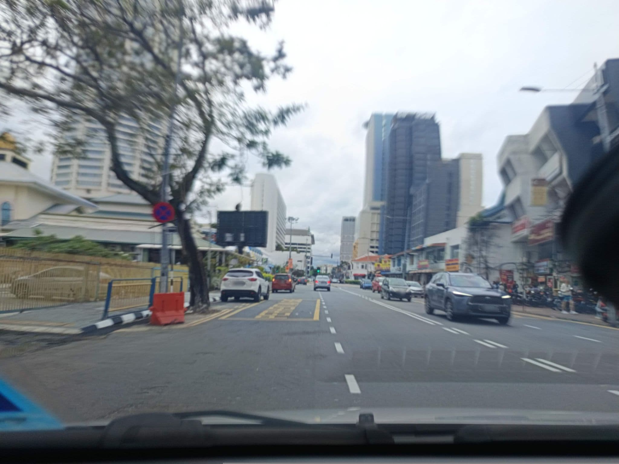 Street view near Old Budget Hotel, George Town — © YikQin (CC BY-SA · Mapillary)