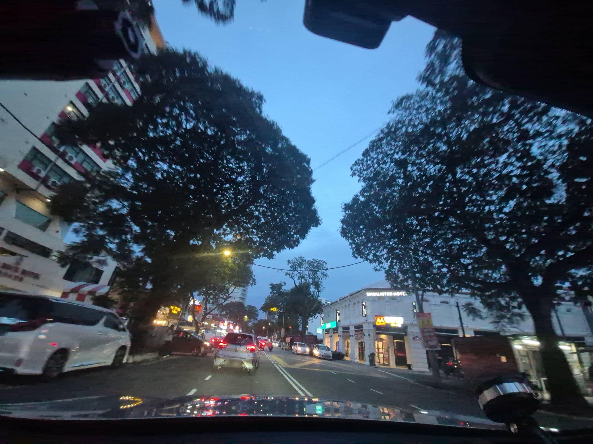 Street view near Glow Penang, George Town — © lin_wang (CC BY-SA · Mapillary)