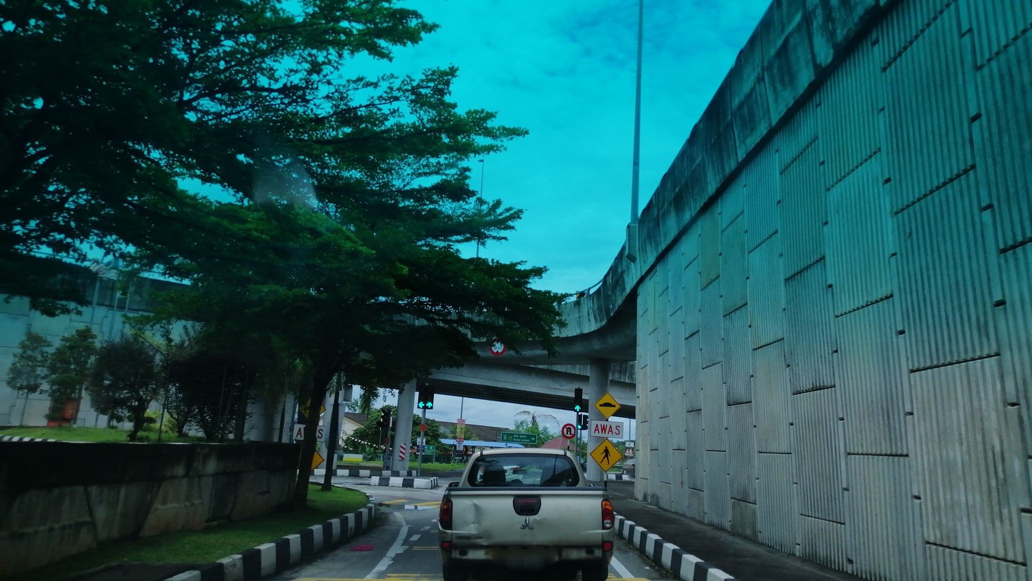 Street view near Tune Hotel Taiping, Taiping — © addx (CC BY-SA · Mapillary)