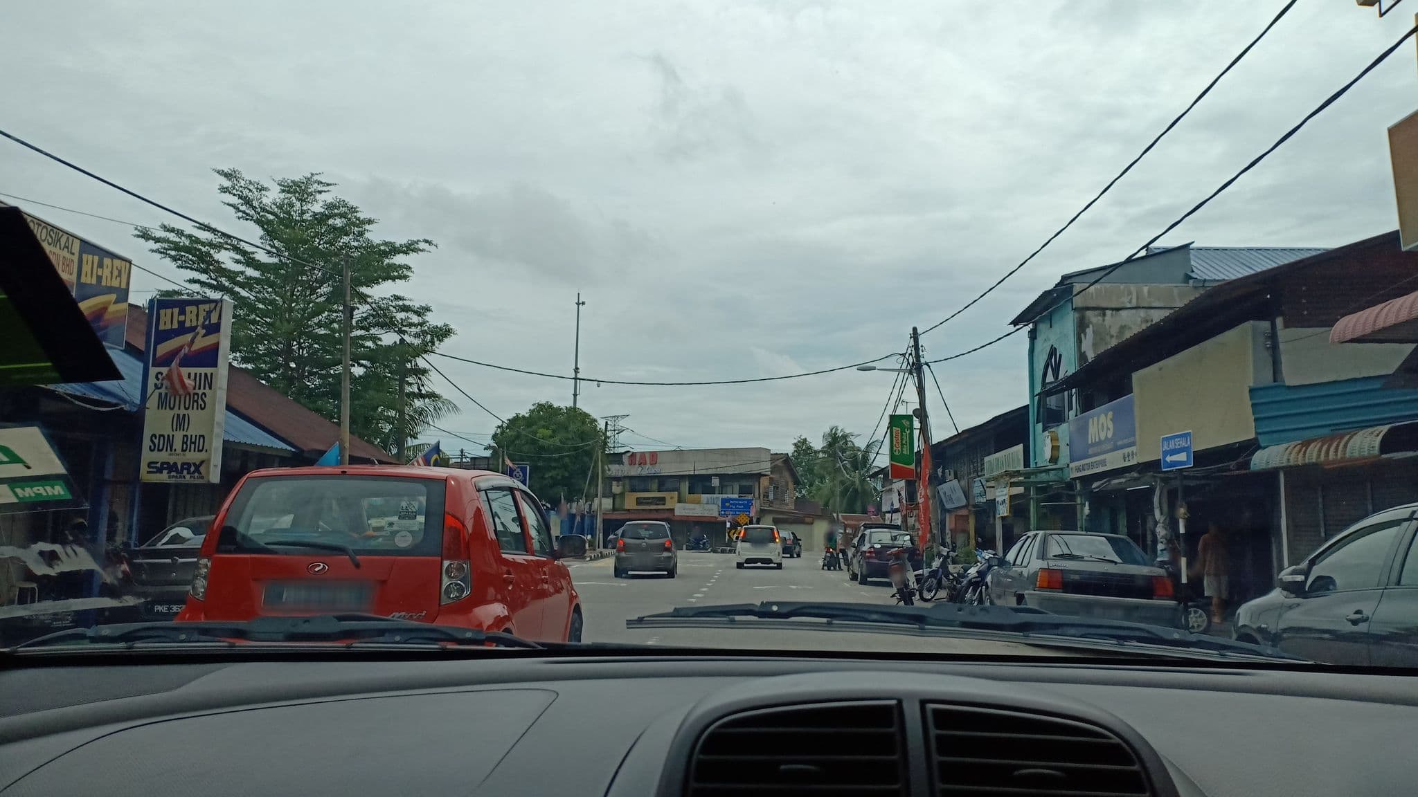 Street view near 2O7, Yayasan An-Nahdhoh, Pulau Pinang., Kubang Semang — © afiqah99 (CC BY-SA · Mapillary)