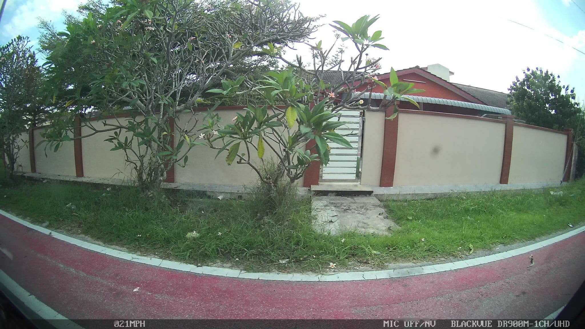 Street view near QQ Homestay, Teluk Intan — © kaart_1 (CC BY-SA · Mapillary)