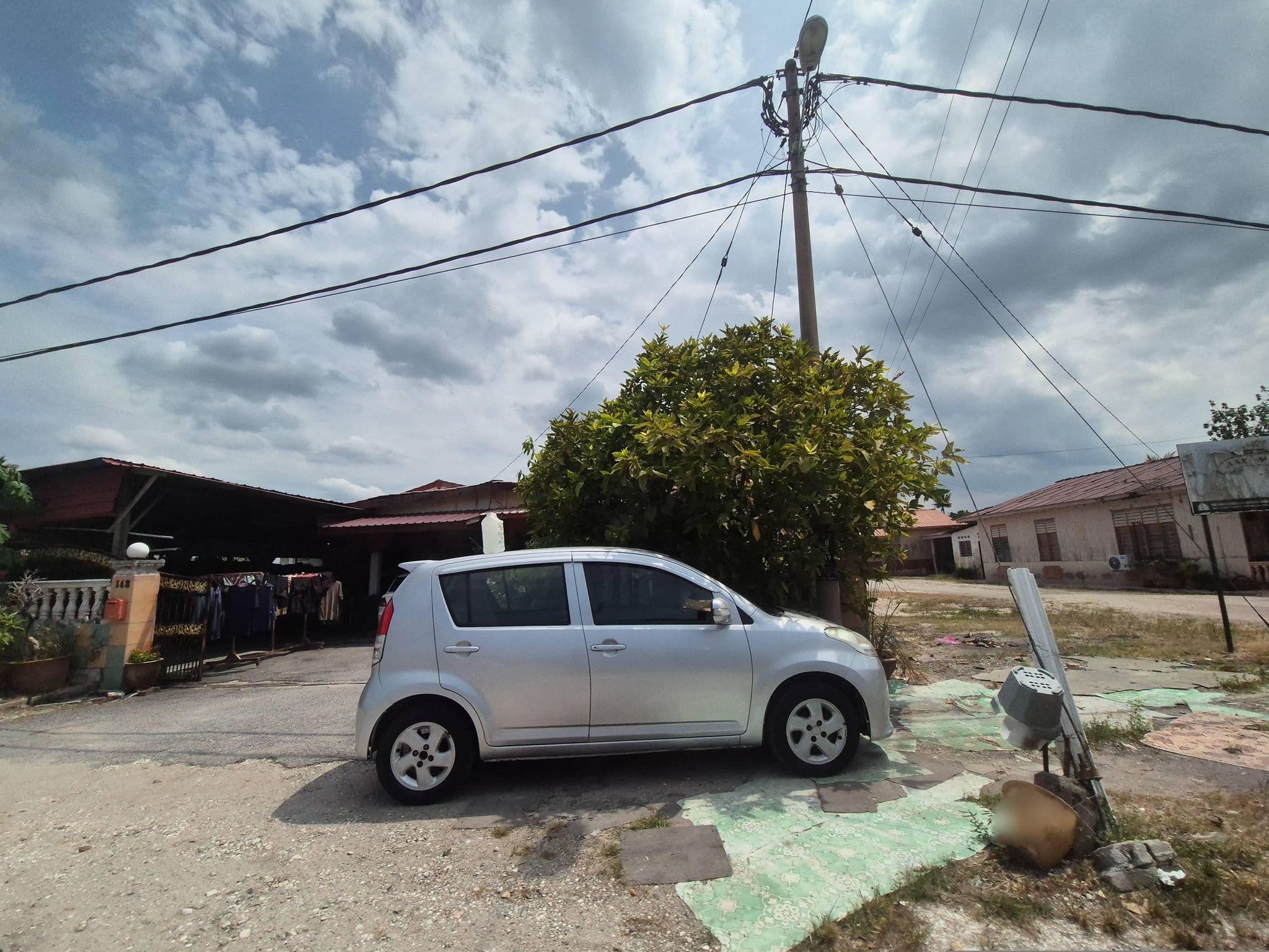 Street view near Embun d'inn, Batu Gajah — © yjjcoolcool (CC BY-SA · Mapillary)