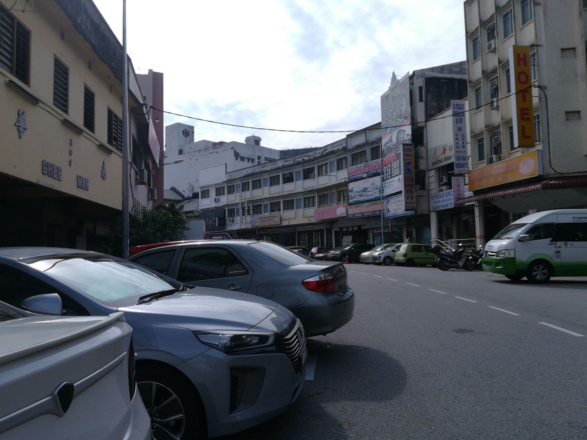 Street view near Bedrock Hotel, Ipoh — © jiha99 (CC BY-SA · Mapillary)