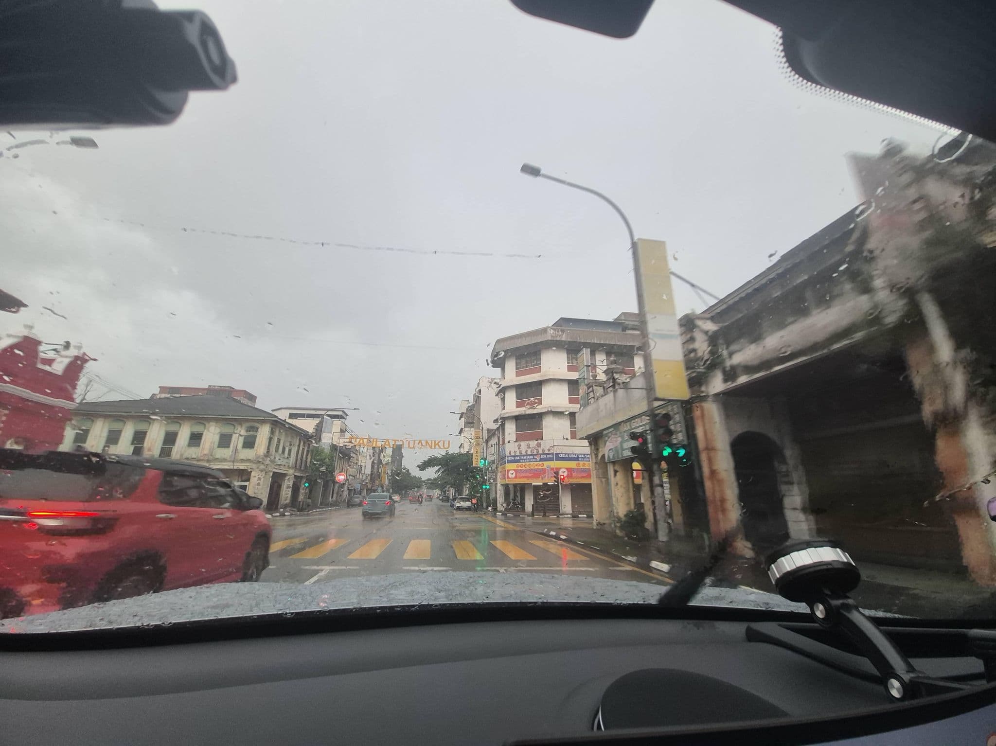 Street view near BUNKBEDS backpackers Studio, Ipoh — © lin_wang (CC BY-SA · Mapillary)