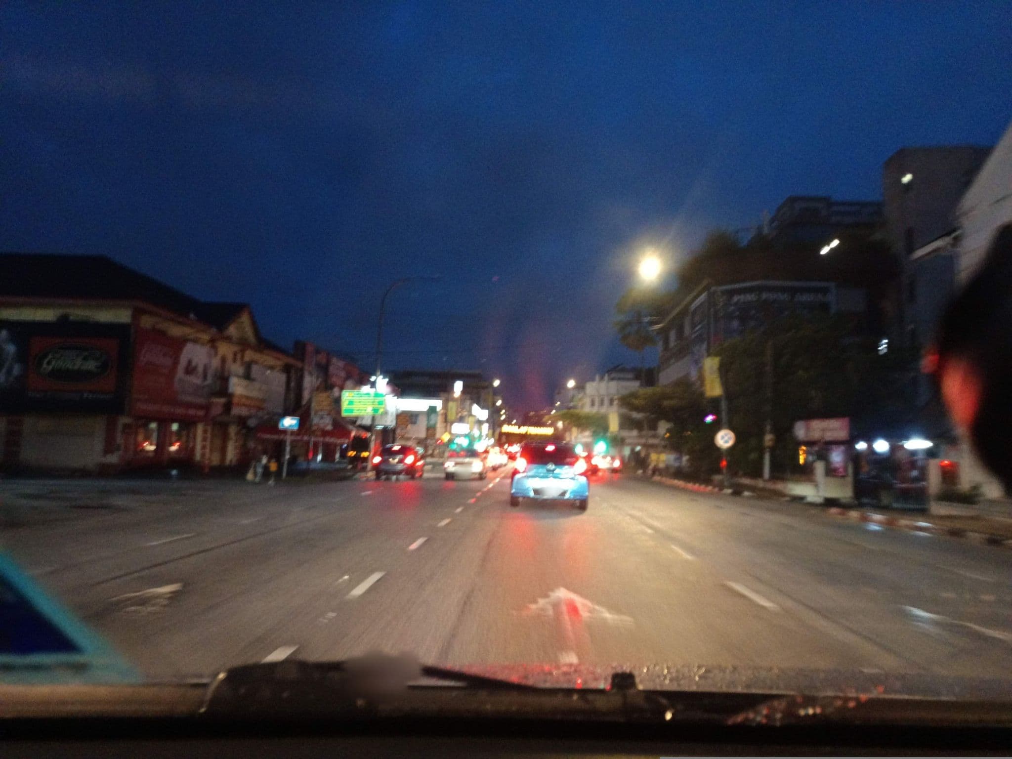 Street view near Tower Regancy Hotell, Ipoh — © YikQin (CC BY-SA · Mapillary)