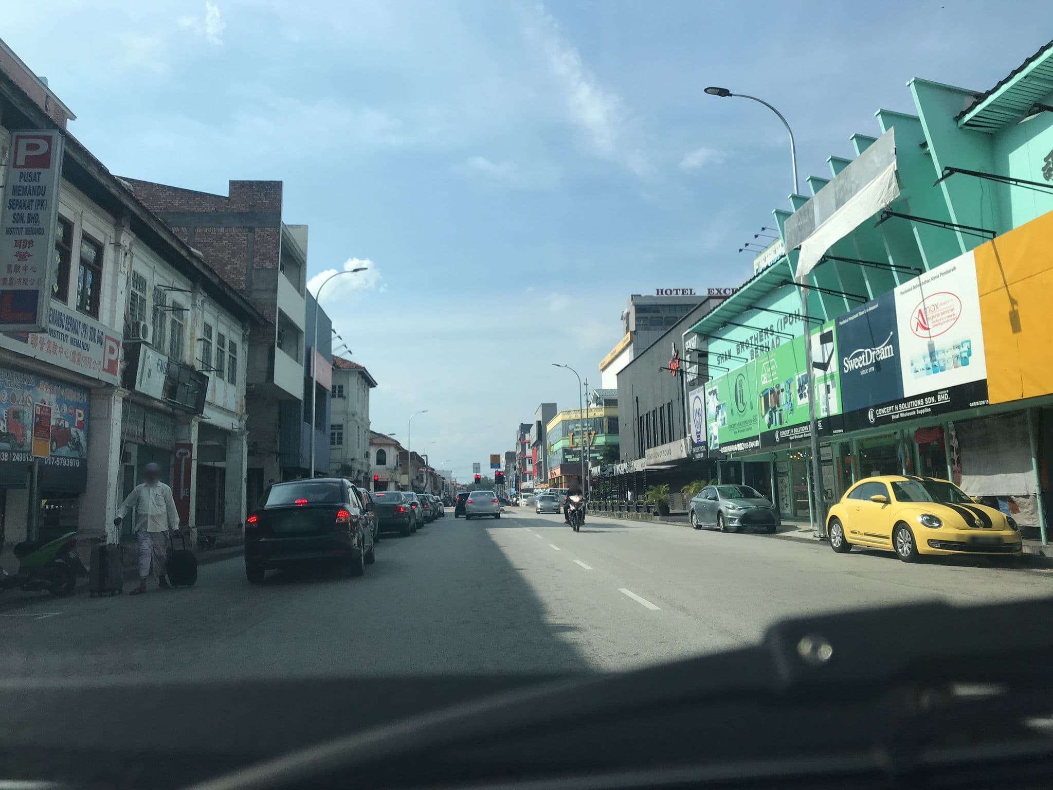 Street view near Regalodge Hotel Ipoh, Ipoh — © awang177 (CC BY-SA · Mapillary)