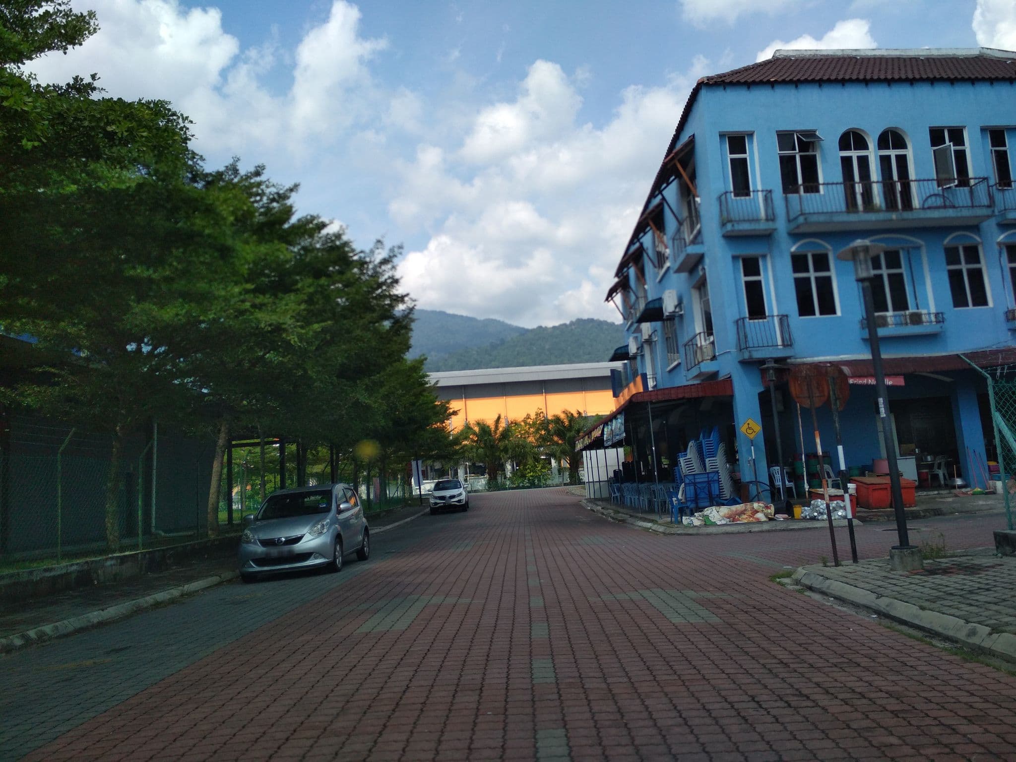 Street view near My Hostel - Westlake Beijing 1069, Kampar — © sky096 (CC BY-SA · Mapillary)
