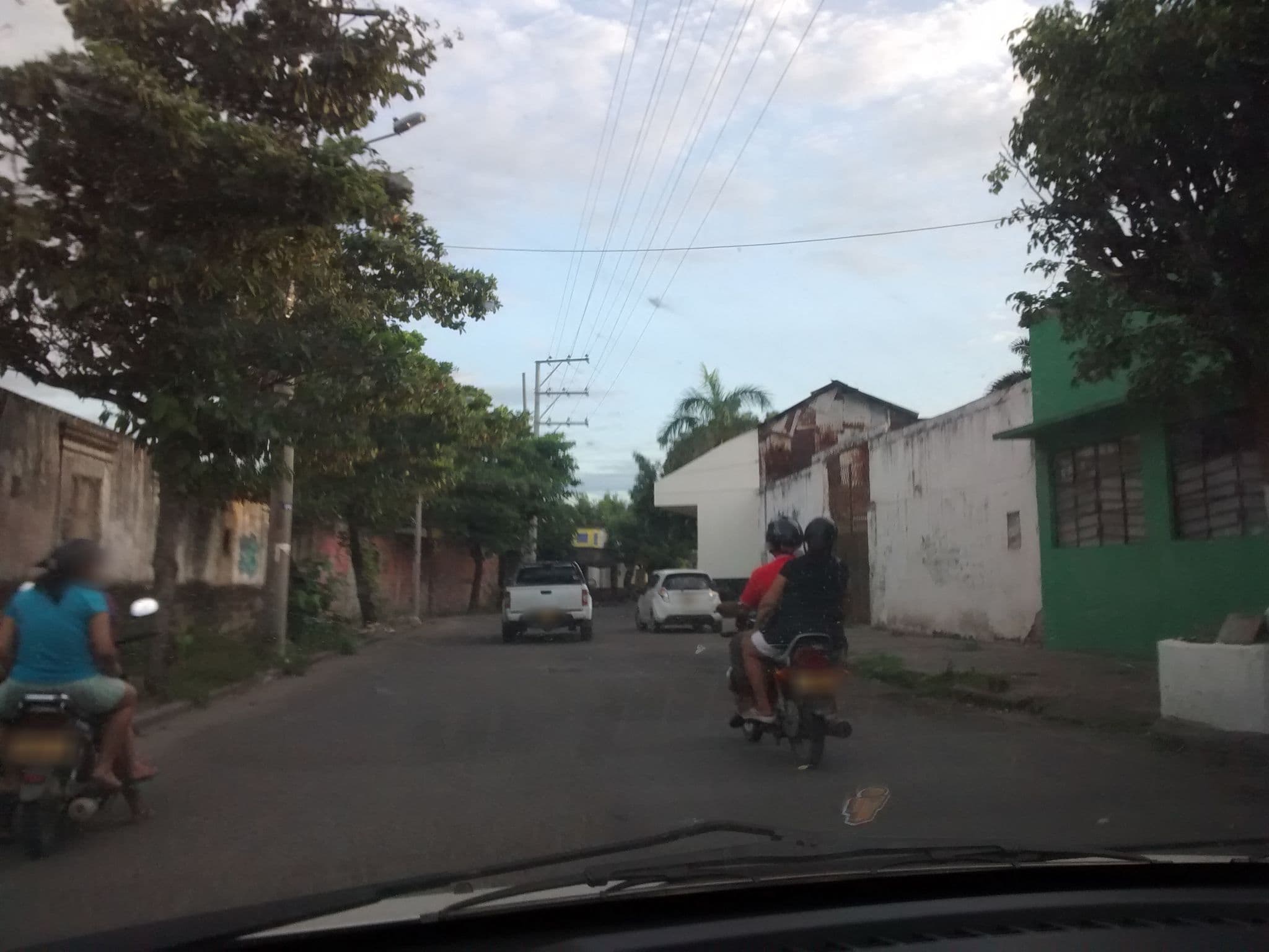 Street view near Hotel Diana María, Girardot City — © juanda097 (CC BY-SA · Mapillary)