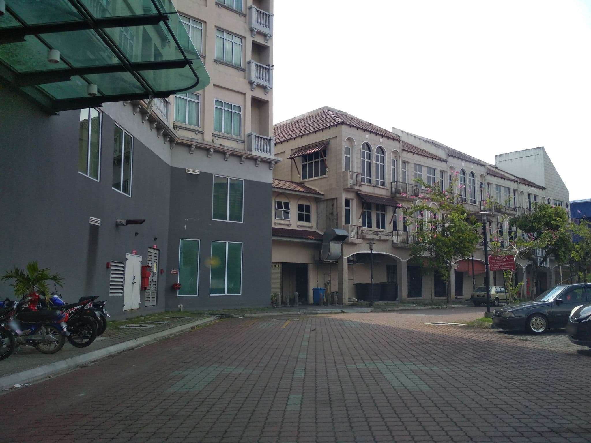 Street view near Room 412, Kampar — © sky096 (CC BY-SA · Mapillary)