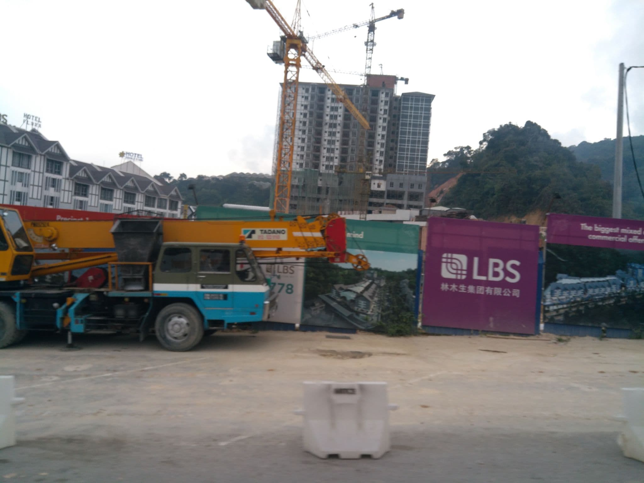 Street view near Hotel Brynton, Brinchang — © remonet (CC BY-SA · Mapillary)