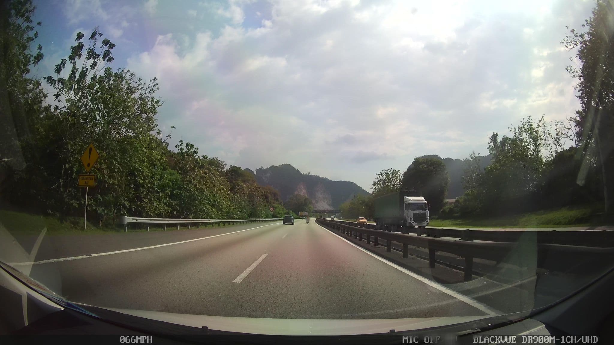 Street view near Ipoh, Perak, Ipoh — © kaart_4 (CC BY-SA · Mapillary)
