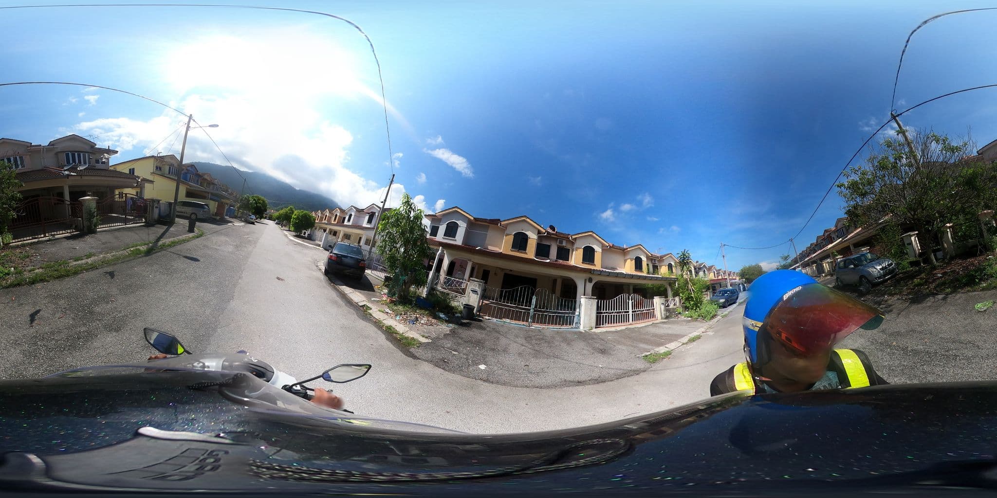 Street view near Boss Hotel, Malim Nawar — © yoi (CC BY-SA · Mapillary)