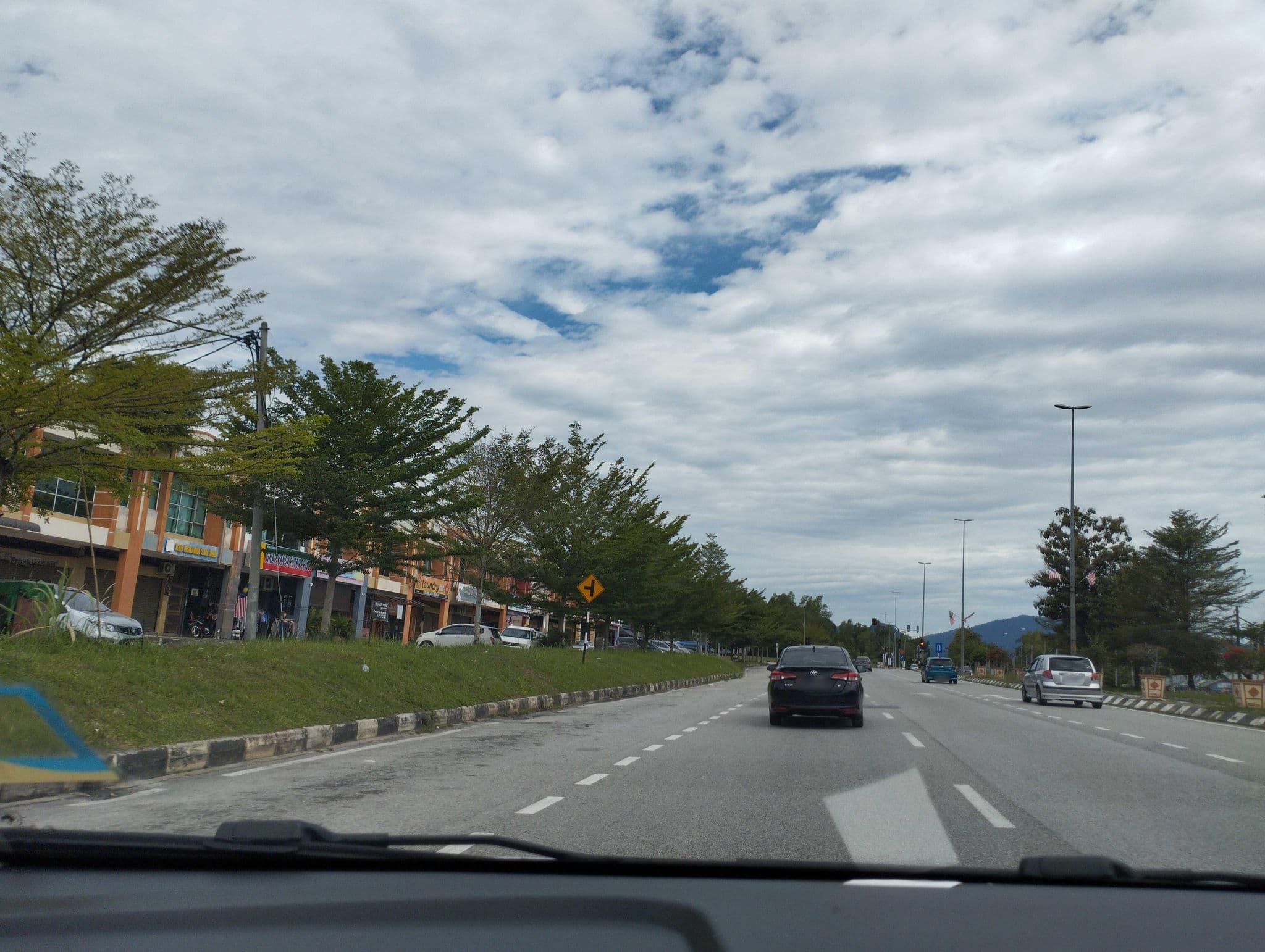 Street view near Hotel Bajet Gopeng / Kampar, Gopeng — © jeskierv (CC BY-SA · Mapillary)