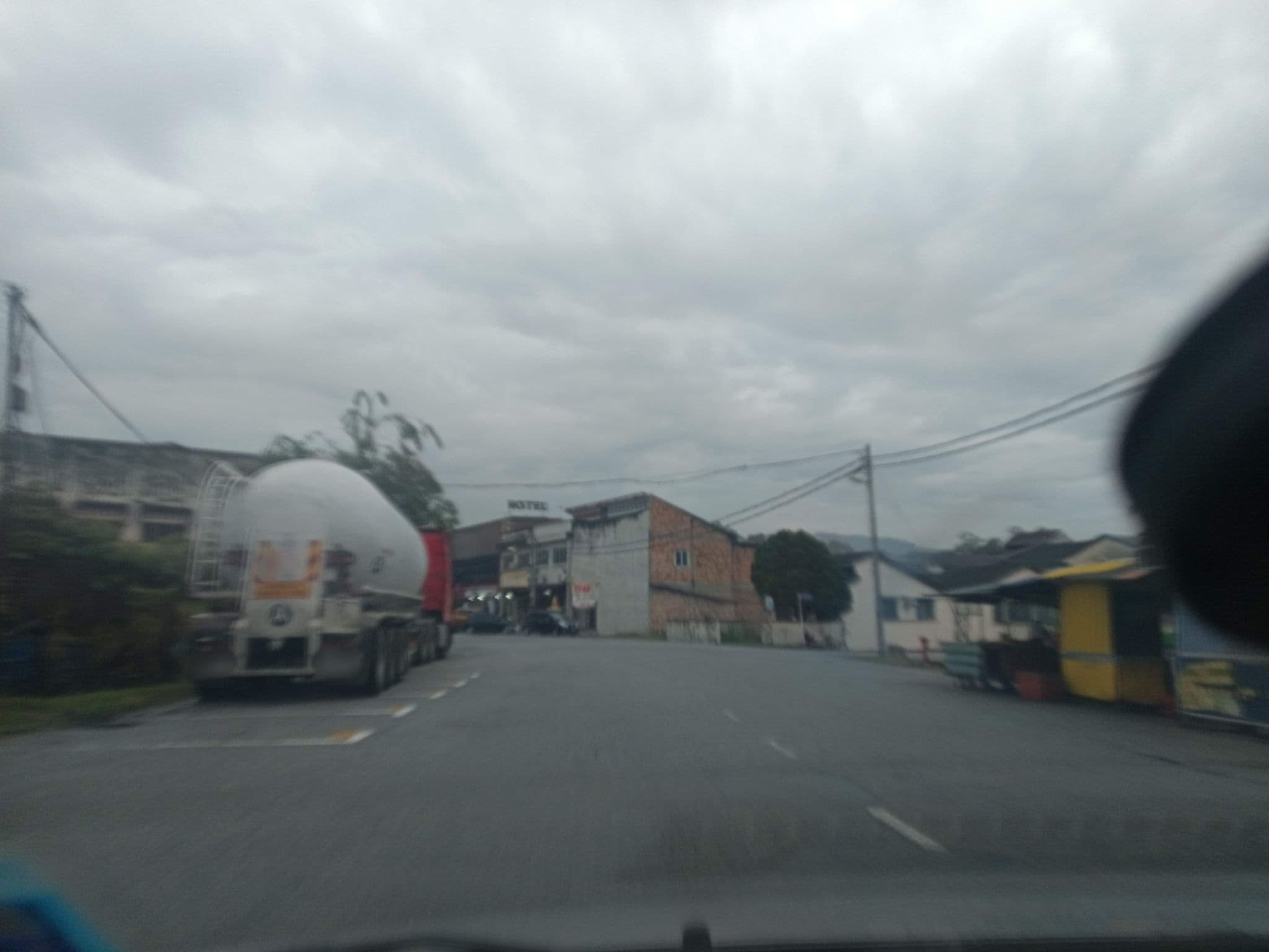 Street view near Yipstay, Gopeng — © YikQin (CC BY-SA · Mapillary)