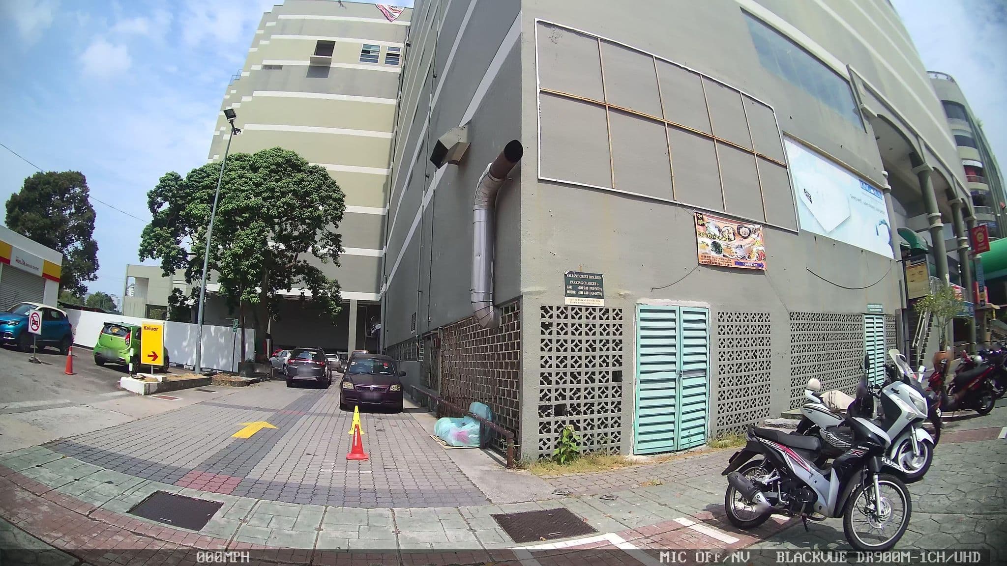Street view near Room 1xx2, Tanjung Tokong — © kaart_4 (CC BY-SA · Mapillary)