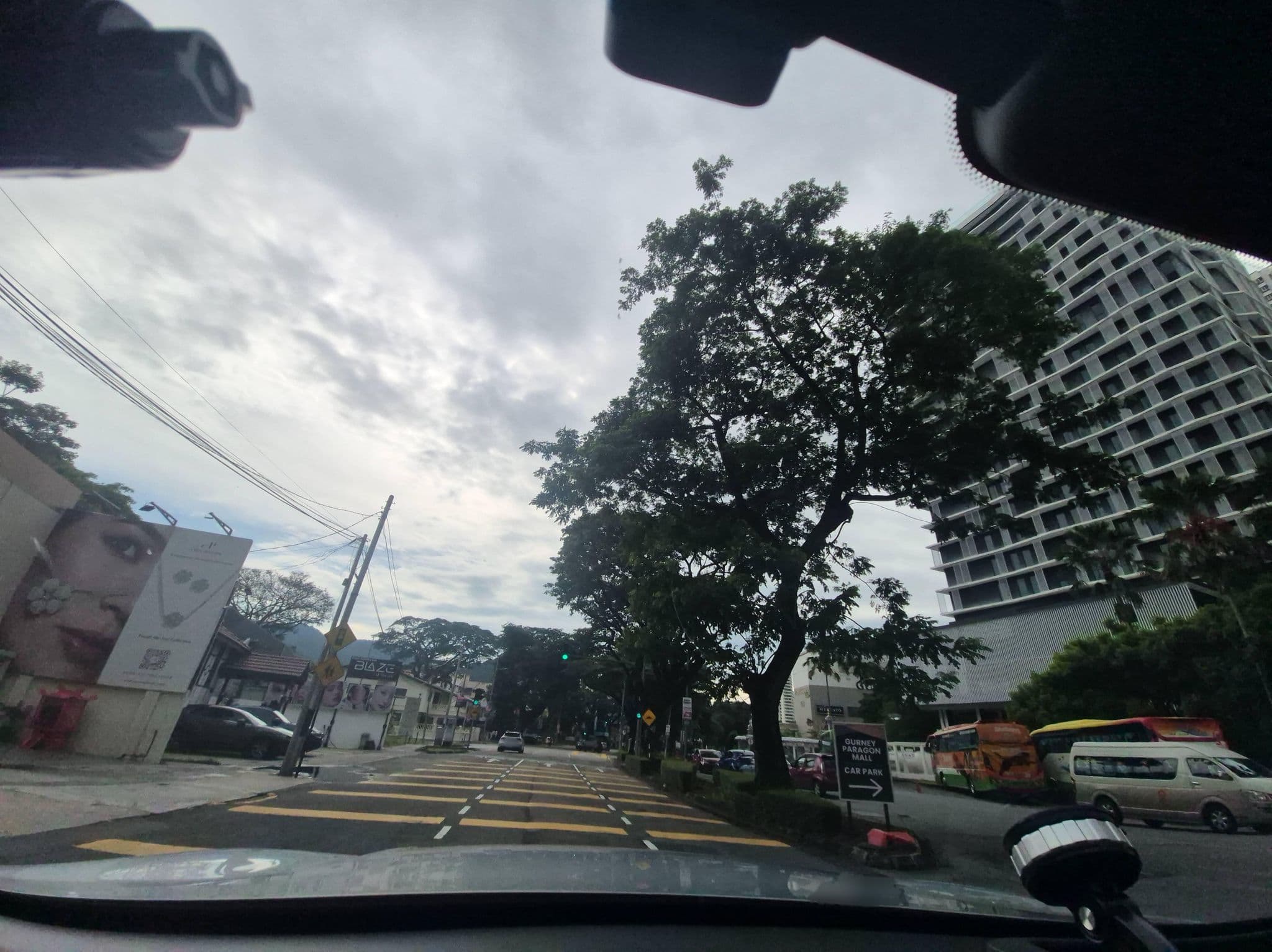 Street view near G Hotel Kelawi Executive Floor, Tanjung Tokong — © lin_wang (CC BY-SA · Mapillary)