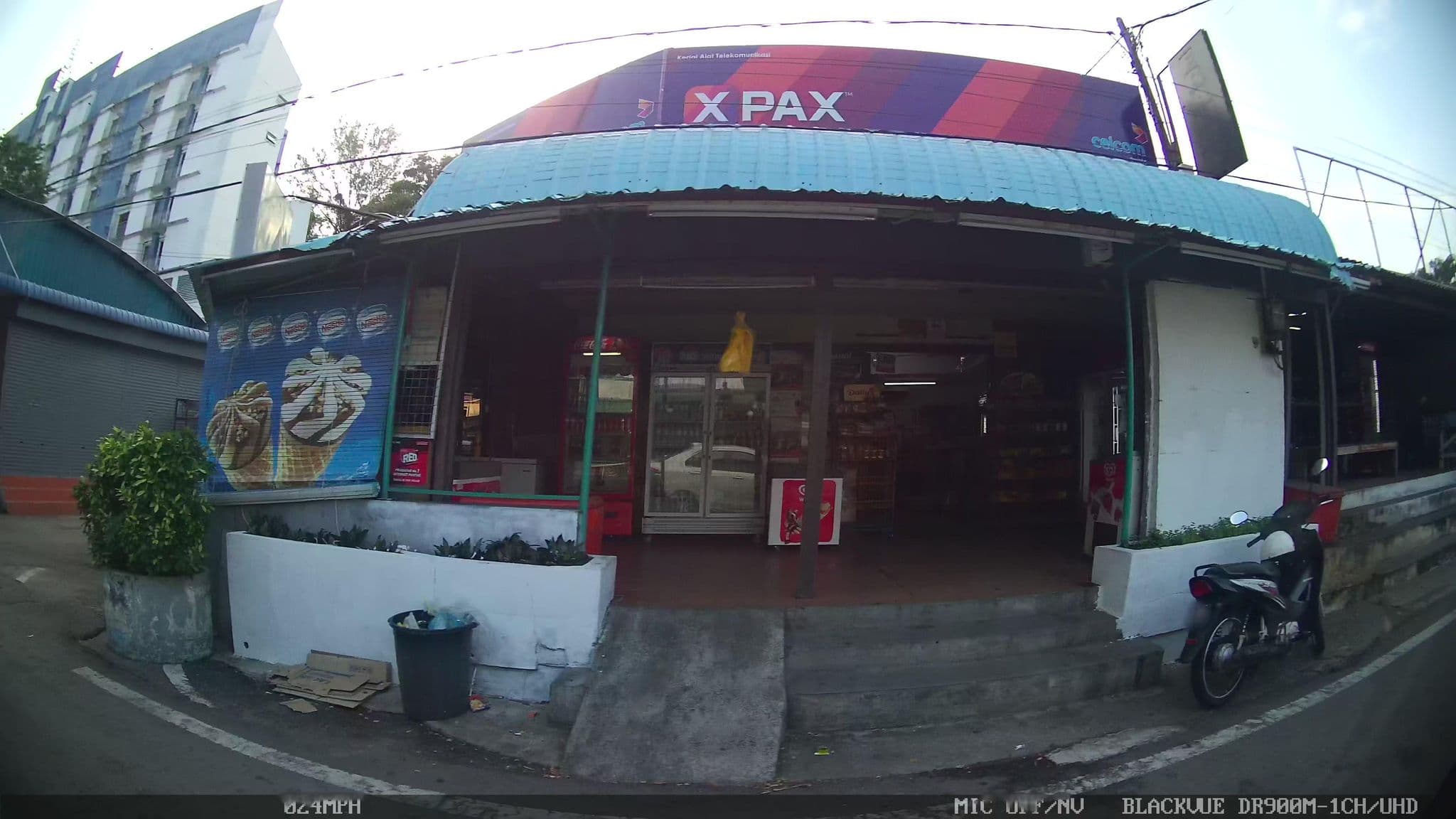 Street view near Ferringhi International Inn, Batu Feringgi — © kaart_4 (CC BY-SA · Mapillary)