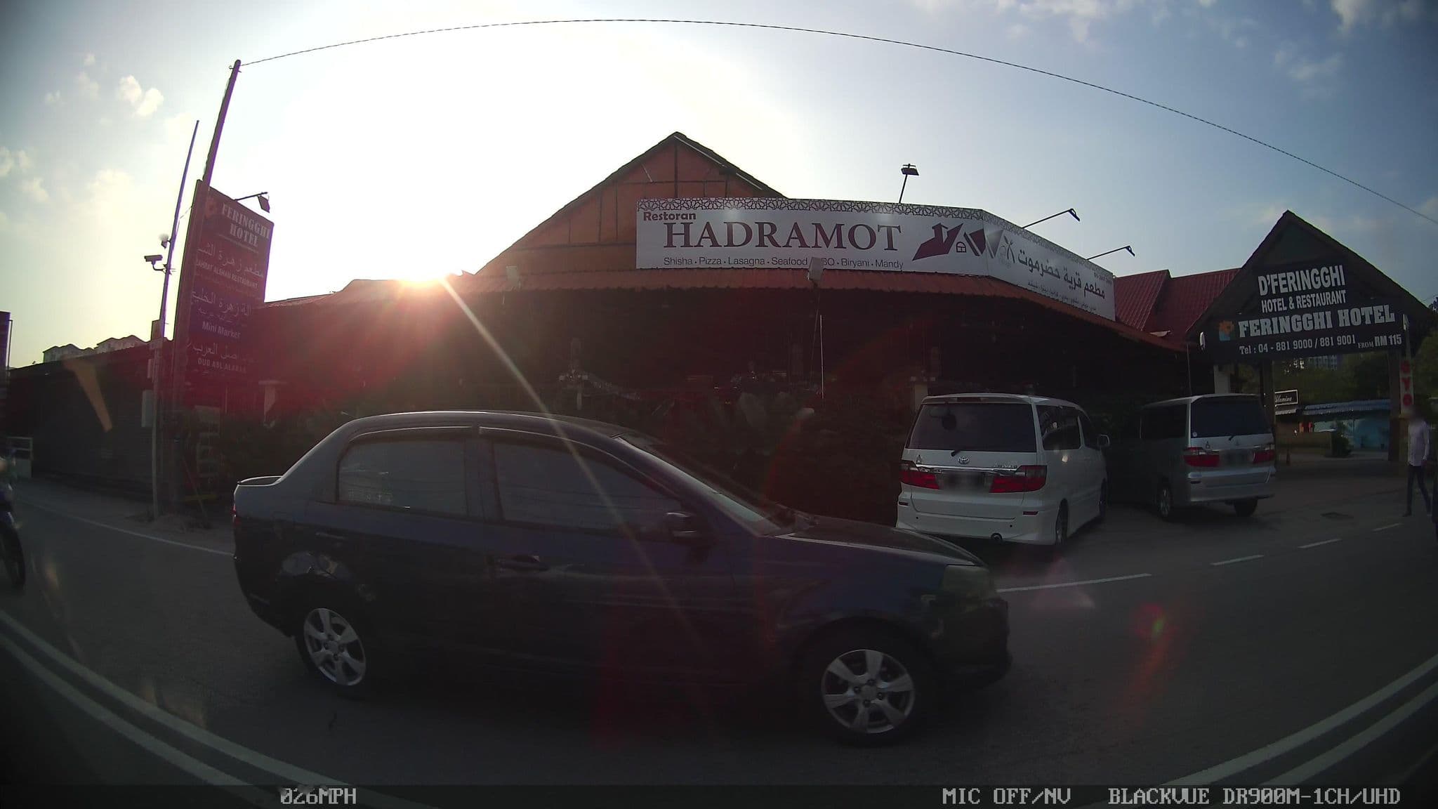 Street view near D'FERINGGHI HAUS Hotel, Batu Feringgi — © kaart_1 (CC BY-SA · Mapillary)