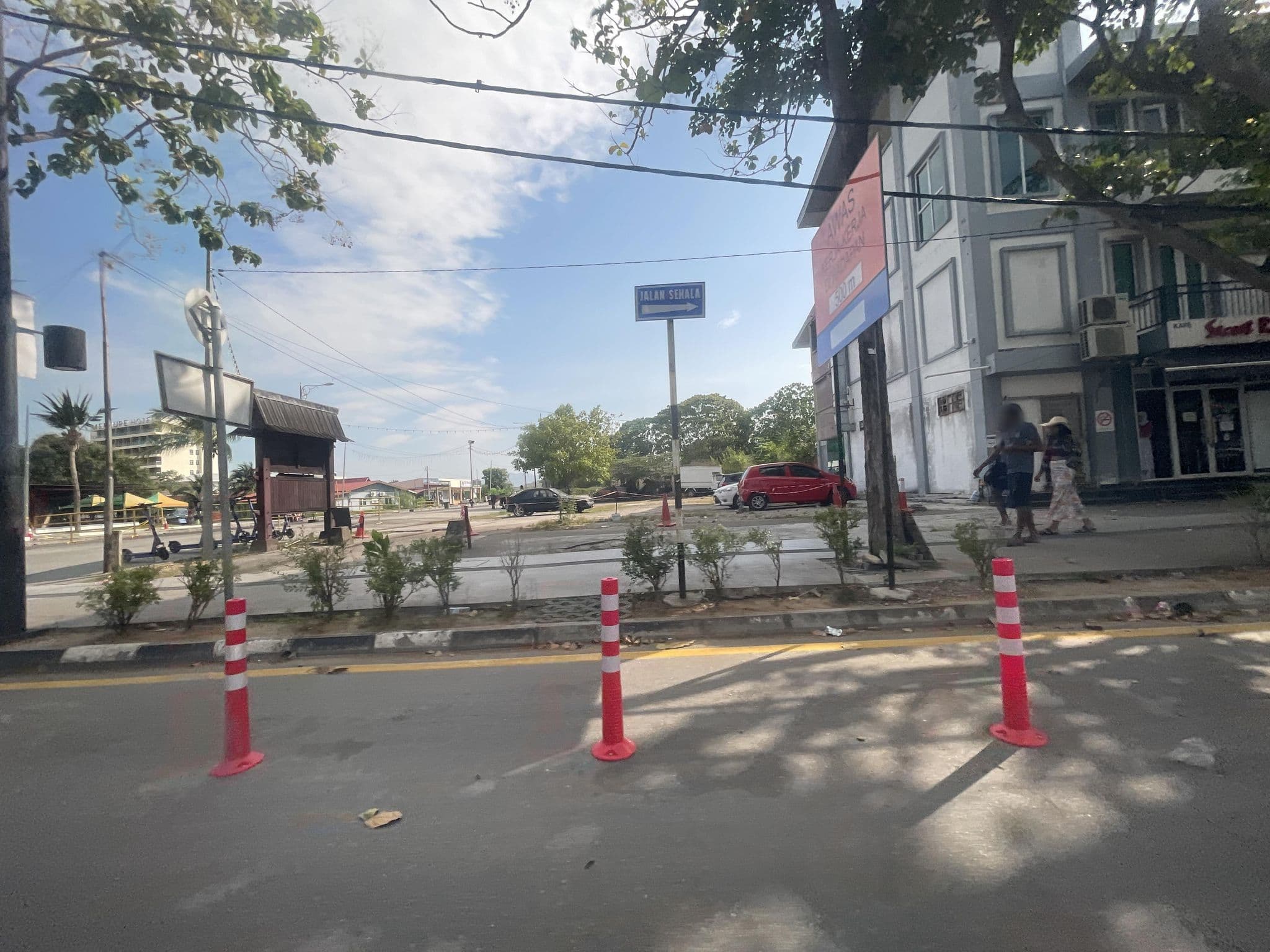 Street view near TMZ Motel, Pantai Cenang — © filipb (CC BY-SA · Mapillary)