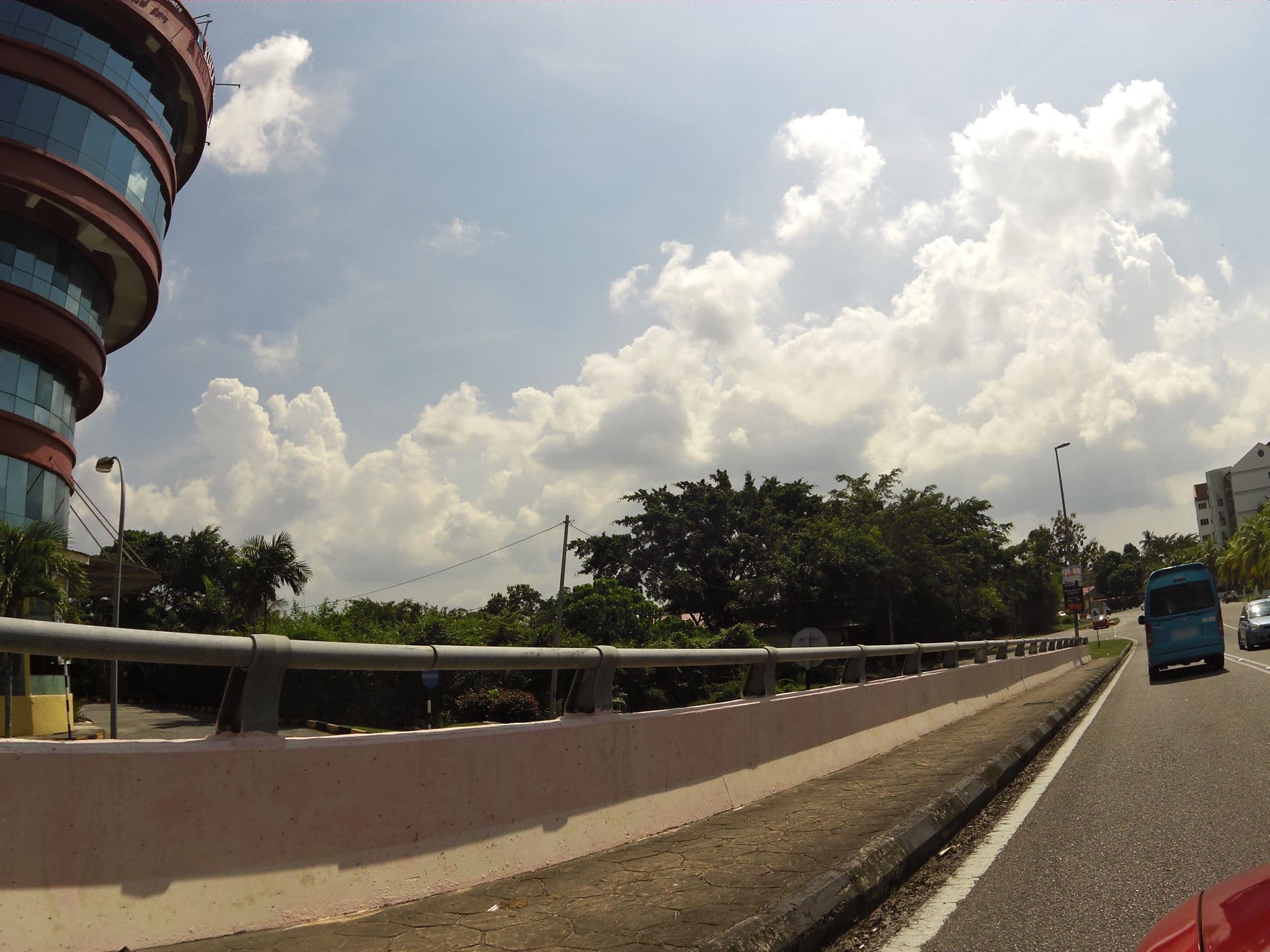 Street view near Perdana Beach Resort, Kuala Teriang — © skillsy (CC BY-SA · Mapillary)