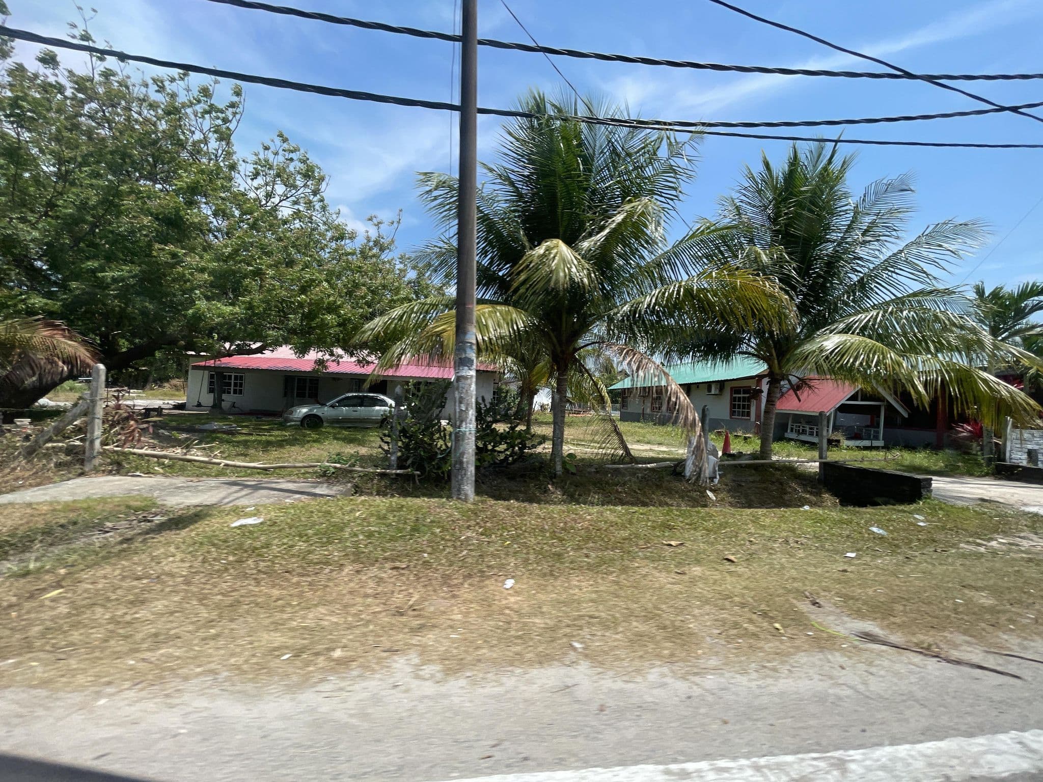 Street view near D' Bohok Guest House, Pantai Cenang — © filipb (CC BY-SA · Mapillary)