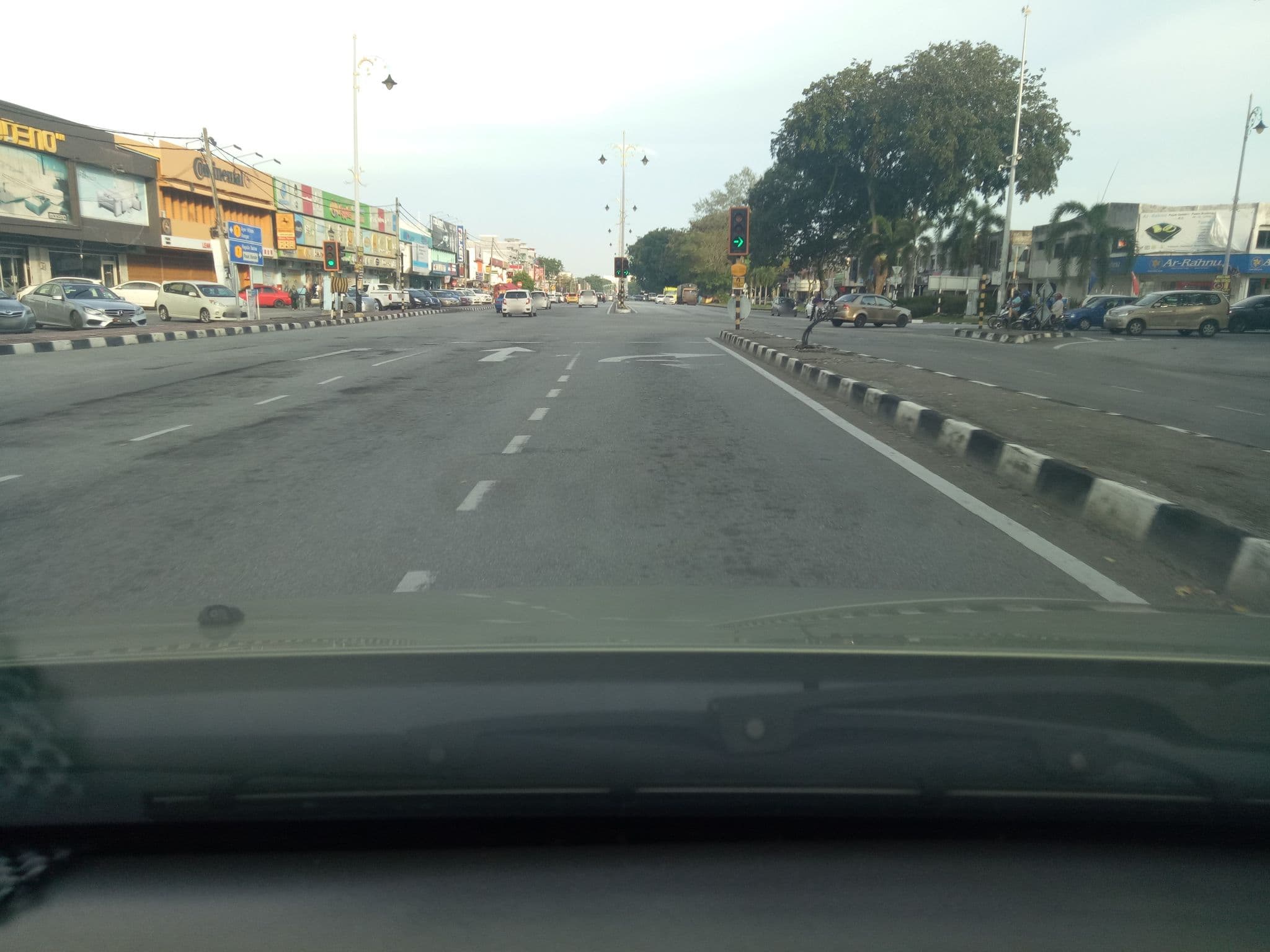 Street view near Target Hotel, Alor Setar — © aliasyamimi (CC BY-SA · Mapillary)