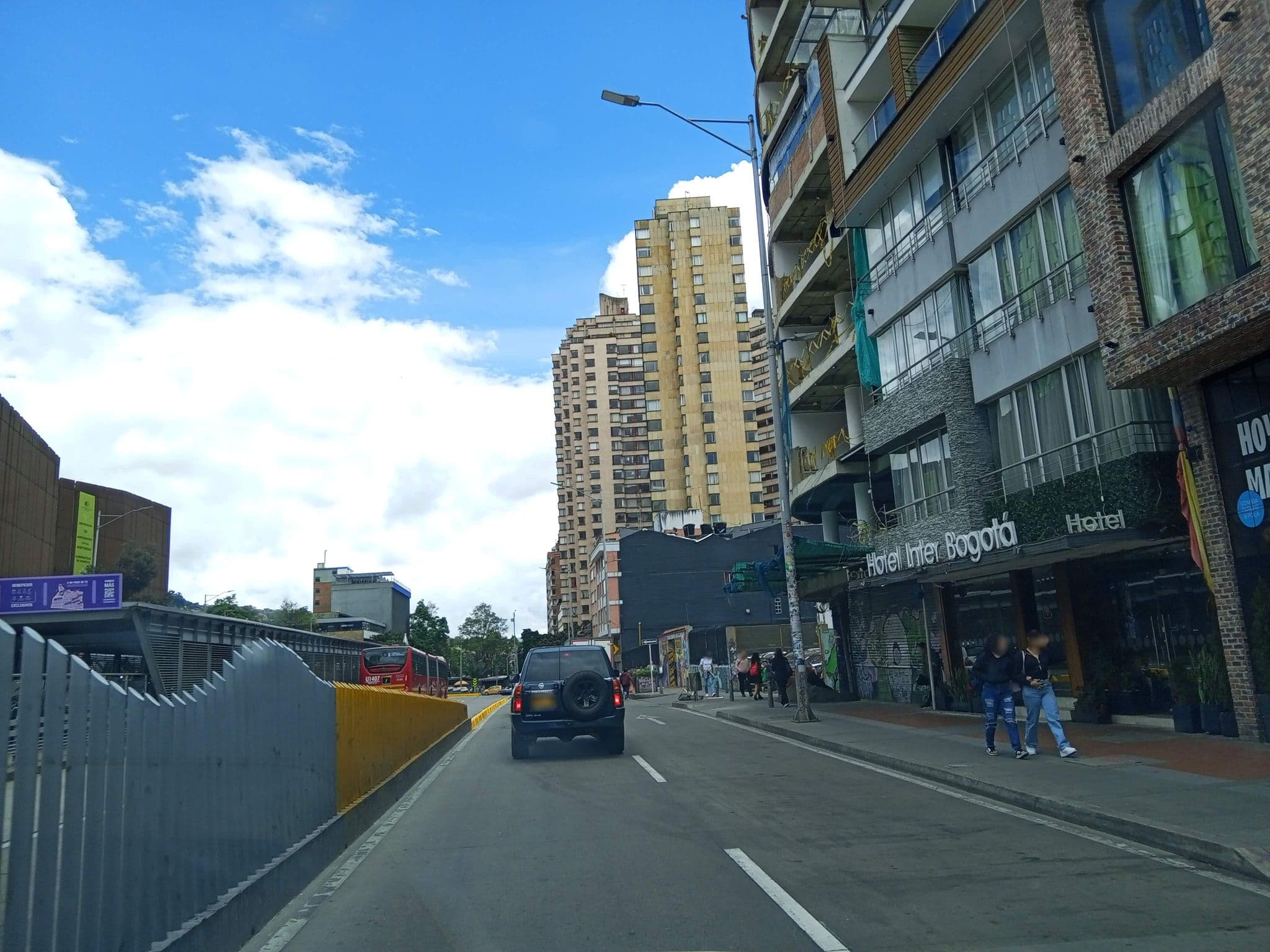 Street view near Viajero Hostel & Spa, Bogotá