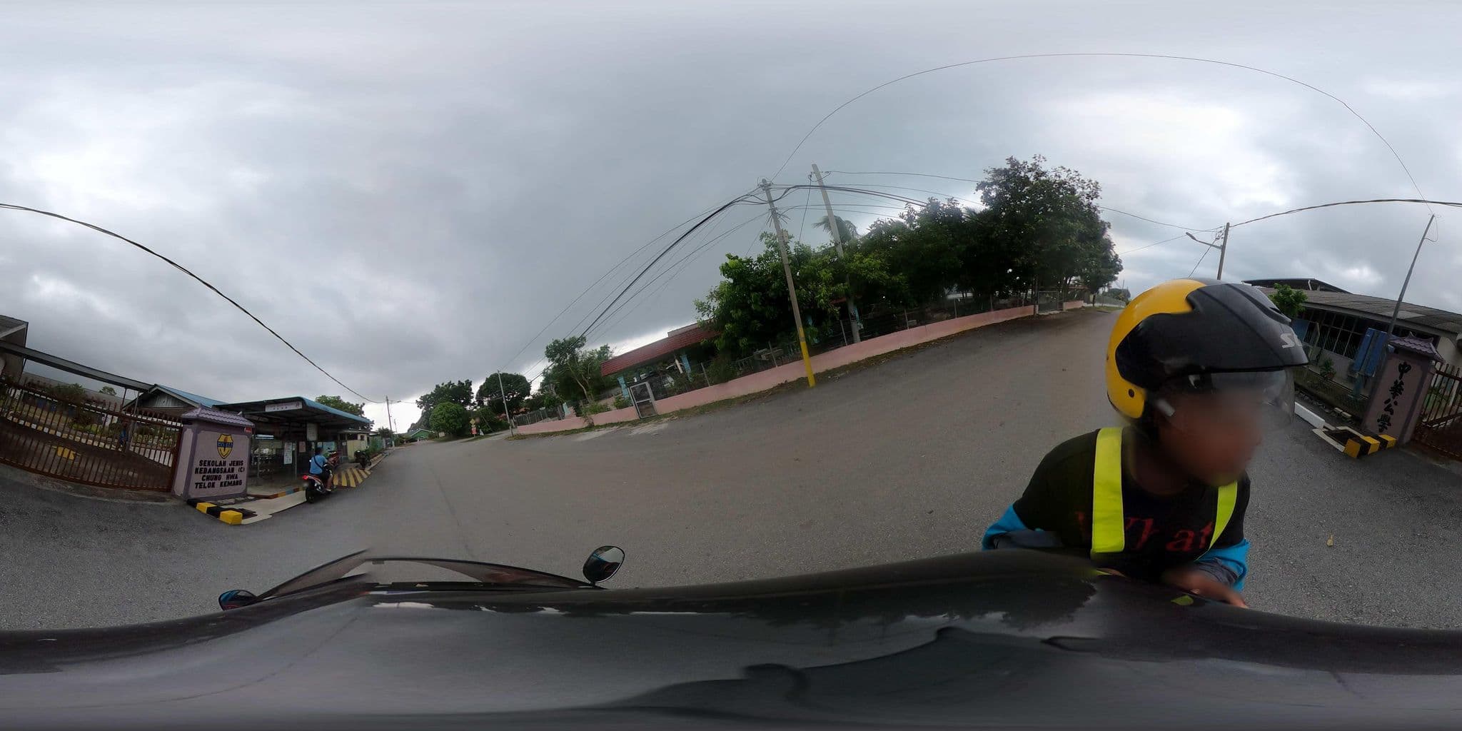 Street view near B 401 Ancasa Hotel, Kampung Teluk Kemang — © ahlang2 (CC BY-SA · Mapillary)