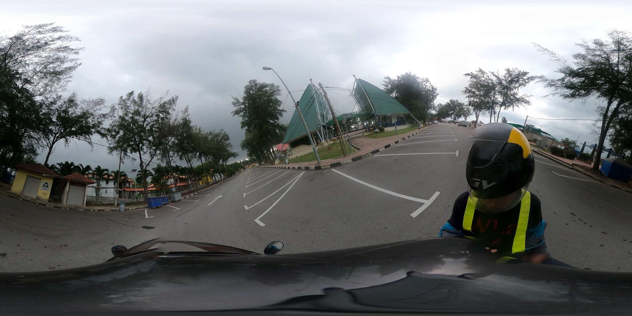 Street view near TM Intan P.Dickson, Kampung Teluk Kemang — © ahlang2 (CC BY-SA · Mapillary)