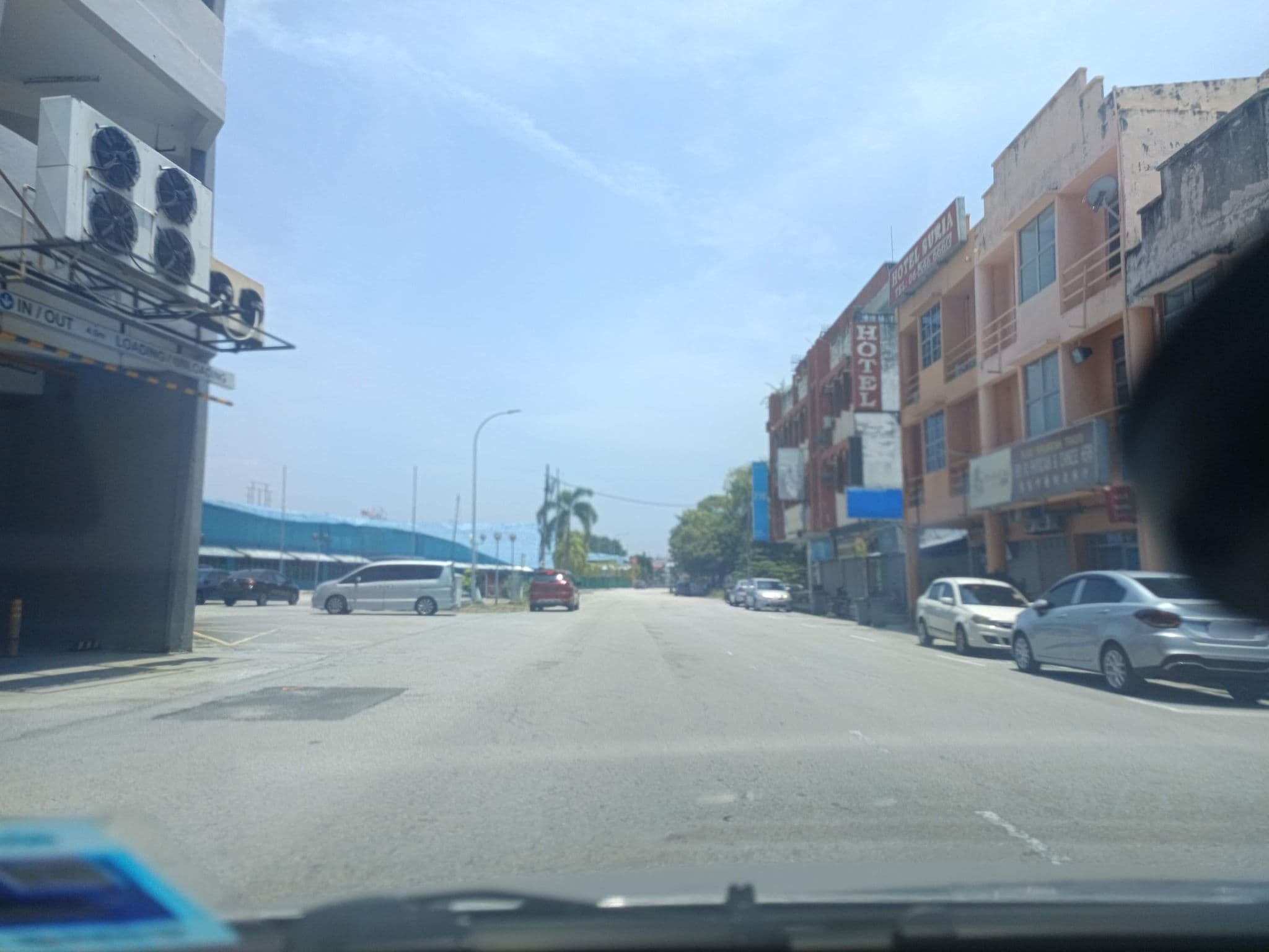 Street view near Hotel Suria Port Dickson, Port Dickson — © YikQin (CC BY-SA · Mapillary)