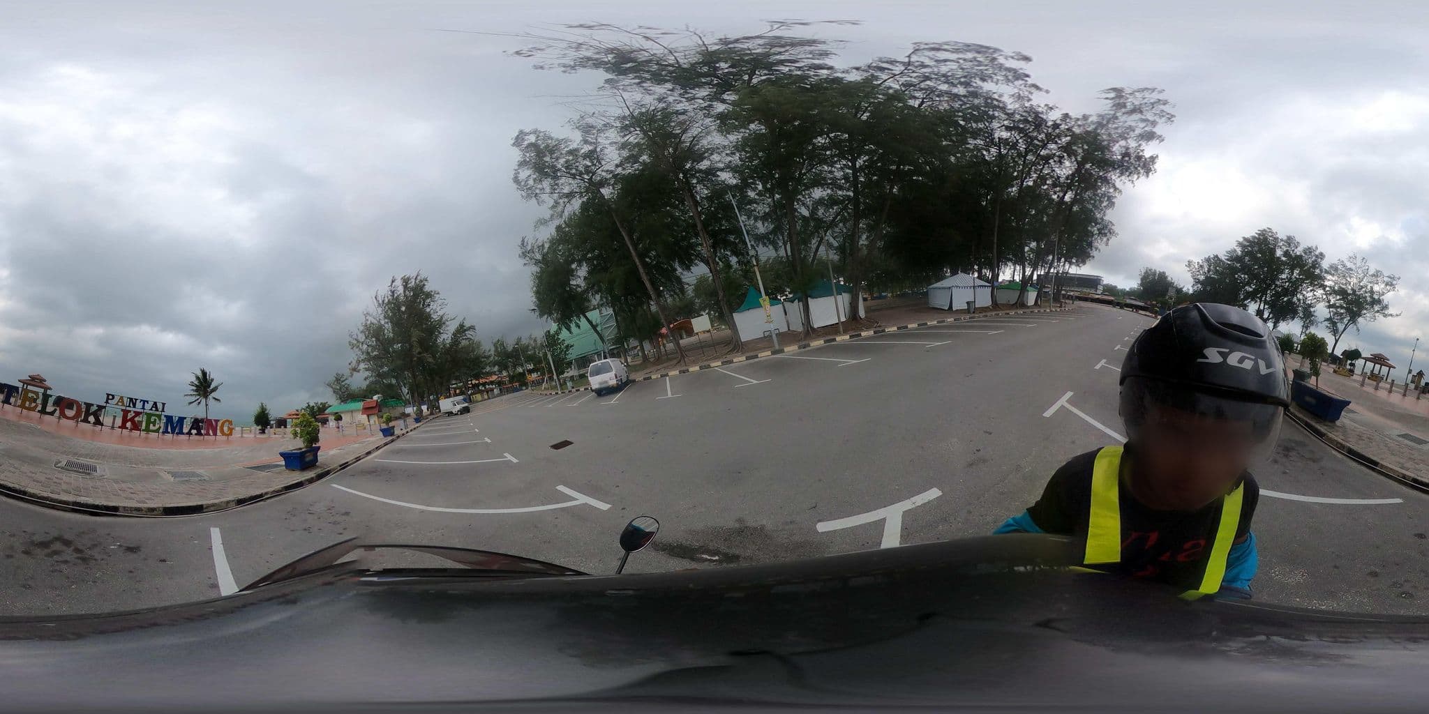 Street view near Zamrud 401, Kampung Teluk Kemang — © ahlang2 (CC BY-SA · Mapillary)