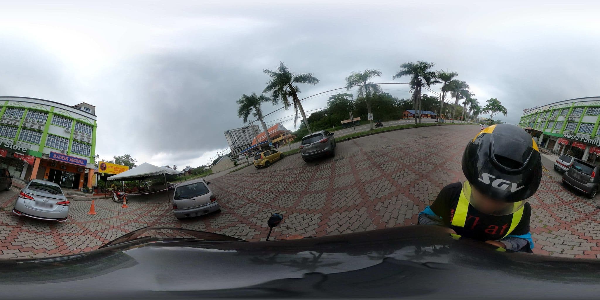 Street view near Hotel Mesra Teluk Kemang Portdickson, Kampung Teluk Kemang — © ahlang2 (CC BY-SA · Mapillary)