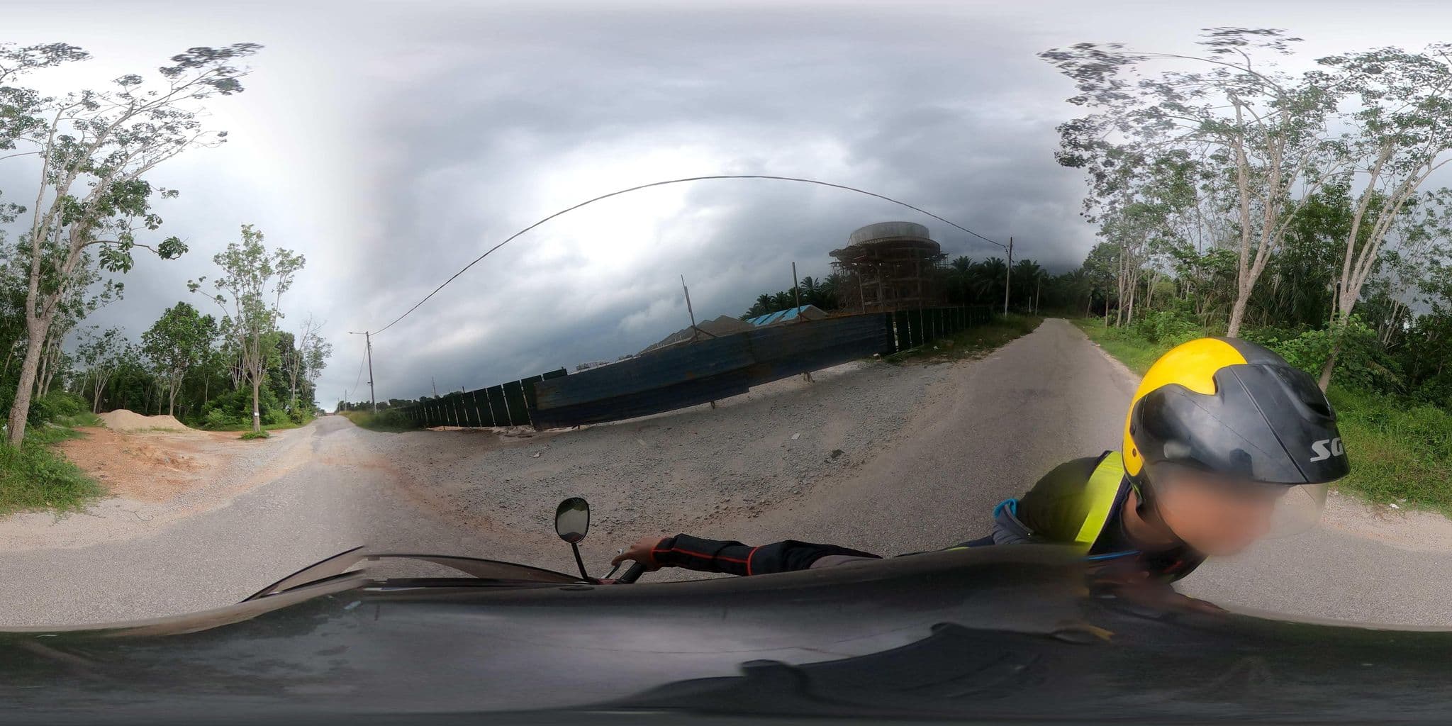 Street view near Tiara Beach Resort Port Dickson, Kampung Teluk Kemang — © ahlang2 (CC BY-SA · Mapillary)