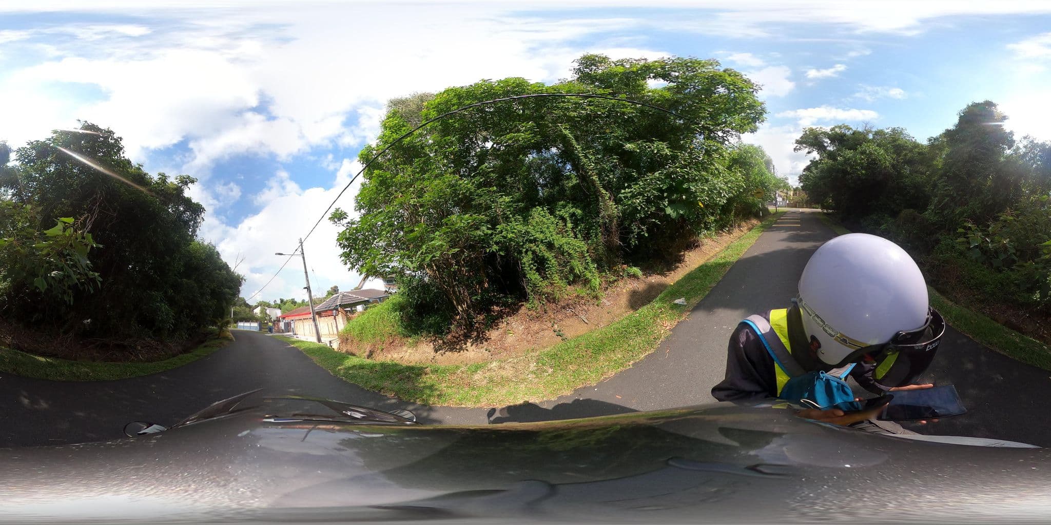 Street view near PD Beach Villa, Kampung Teluk Kemang — © ahlang2 (CC BY-SA · Mapillary)