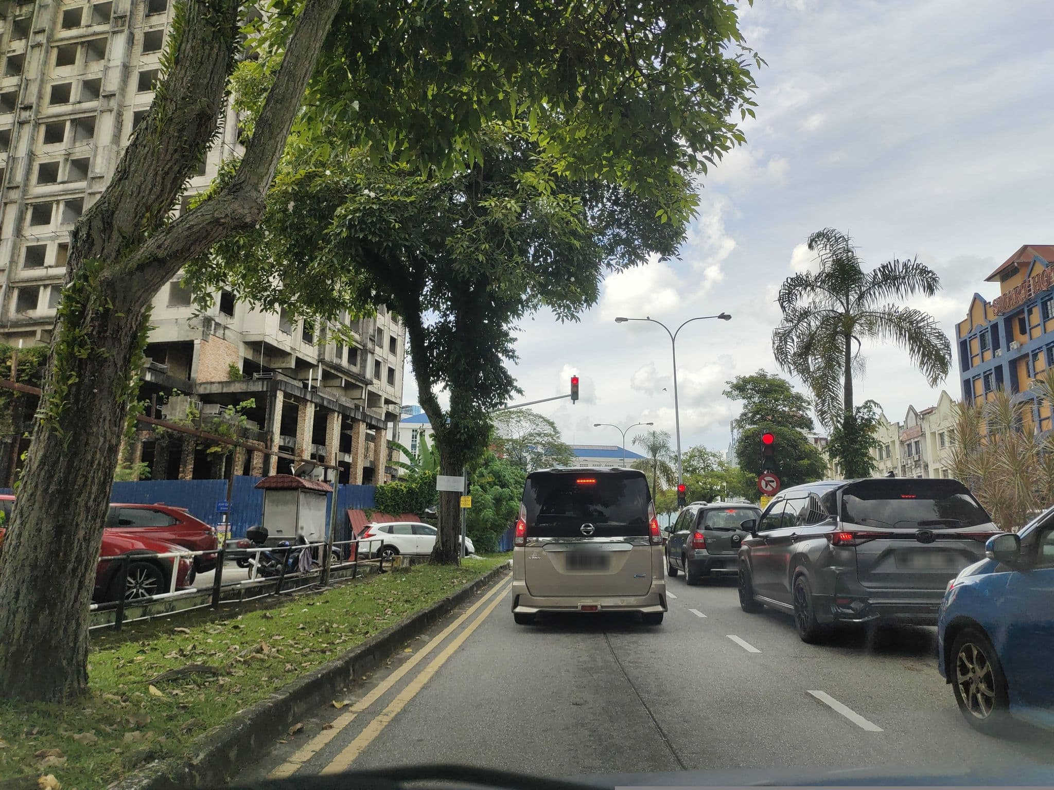 Street view near Hotel Sri Mutiara, Seremban — © zh9567 (CC BY-SA · Mapillary)