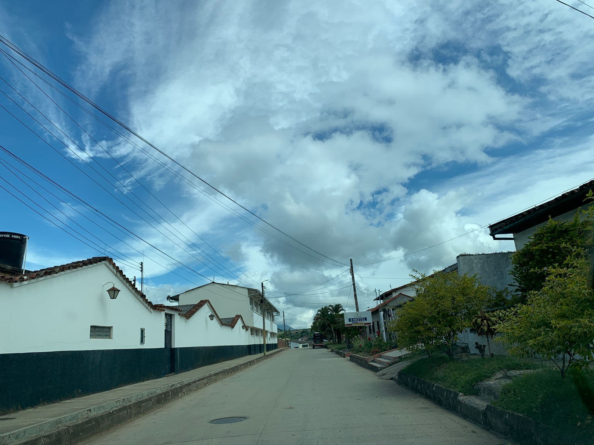 Street view near Hostal Gualupe, Contratación — © javiersneider (CC BY-SA · Mapillary)
