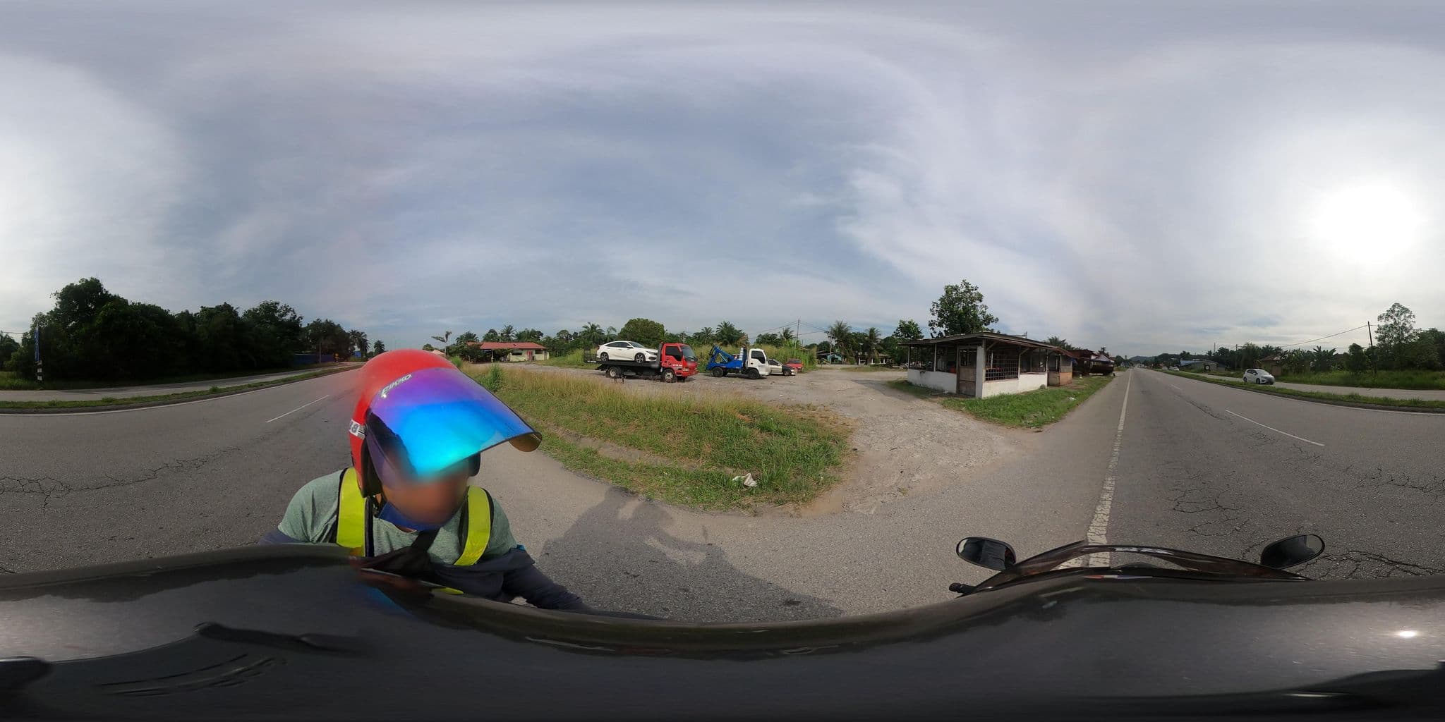 Street view near Honalulu,Hawaii, Dengkil — © freeje4646 (CC BY-SA · Mapillary)