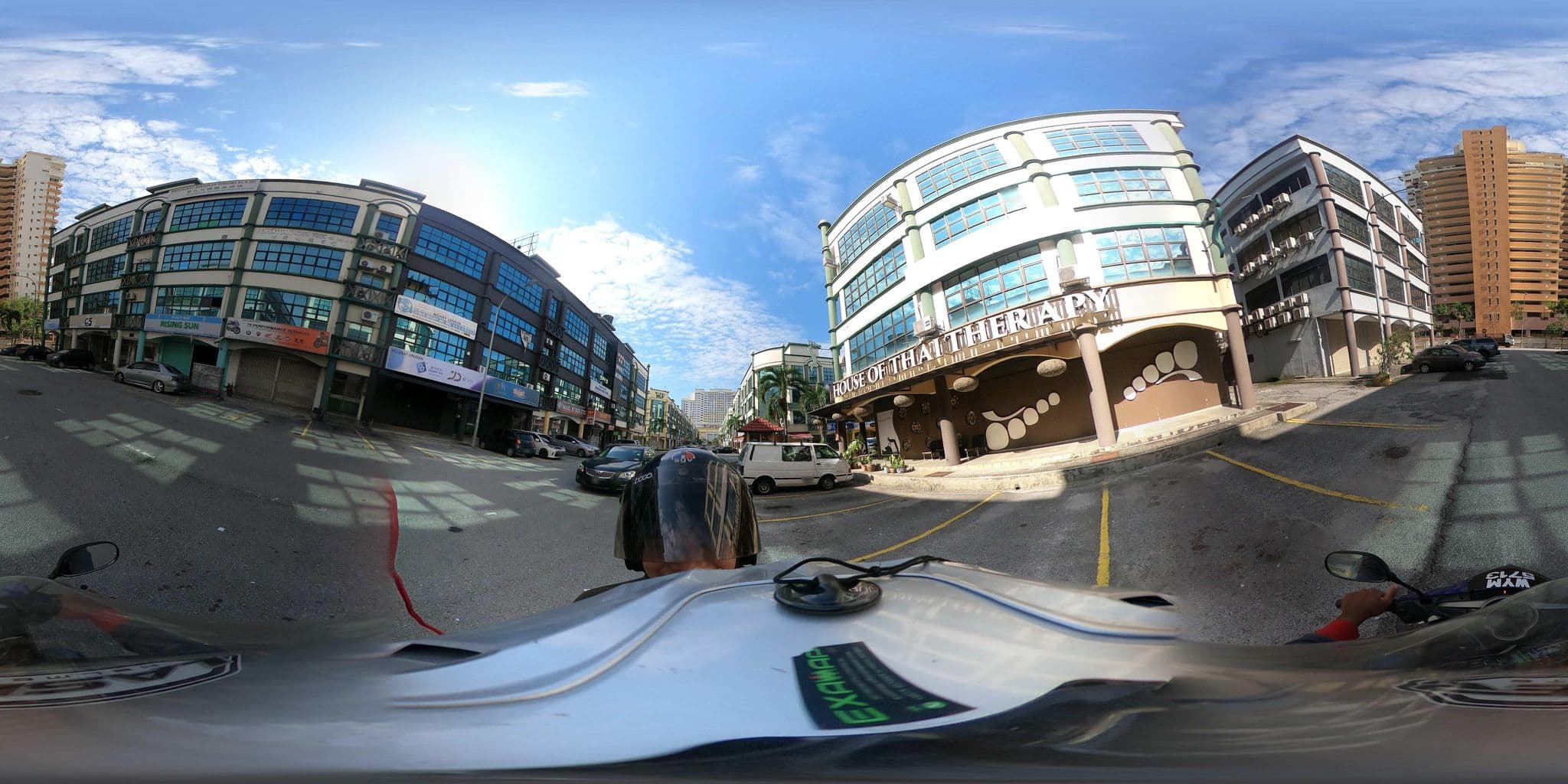 Street view near Hotel Sri Sutra (SJ04), Seri Kembangan — © ahlang2 (CC BY-SA · Mapillary)