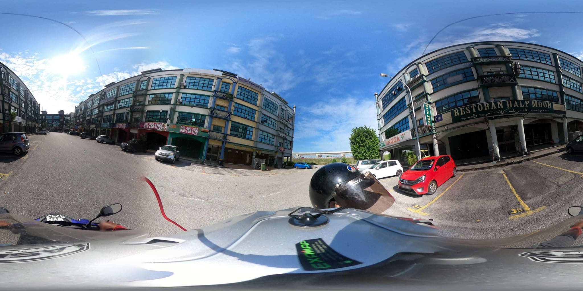 Street view near TC Inn, Seri Kembangan — © ahlang2 (CC BY-SA · Mapillary)