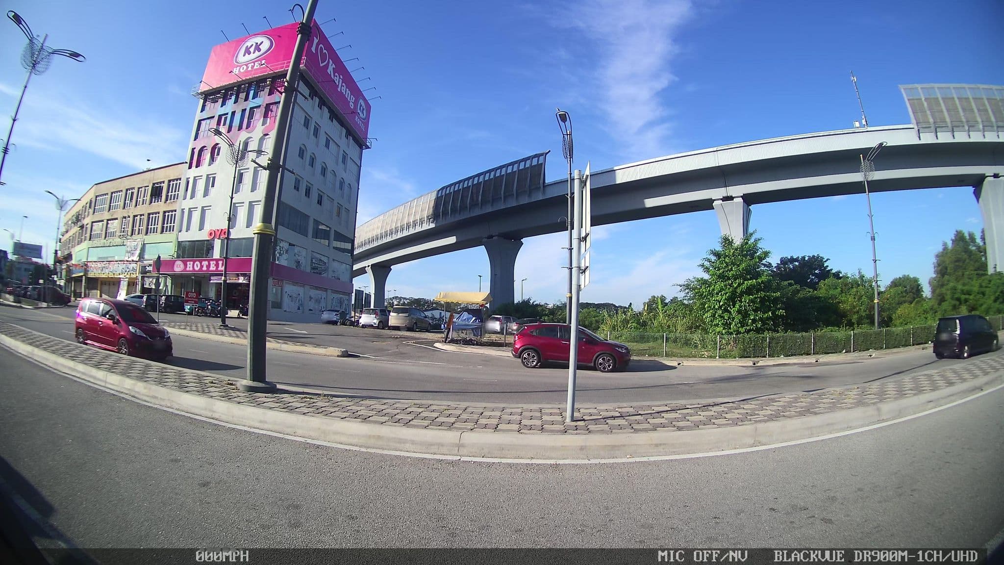 Street view near Hotel Sg Wang, Kajang — © kaart_4 (CC BY-SA · Mapillary)