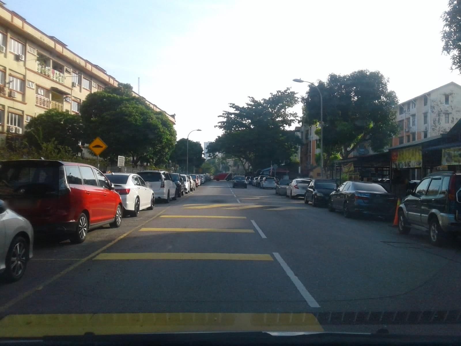 Street view near Smurf's Village, Bandar Kinrara — © CH30K (CC BY-SA · Mapillary)