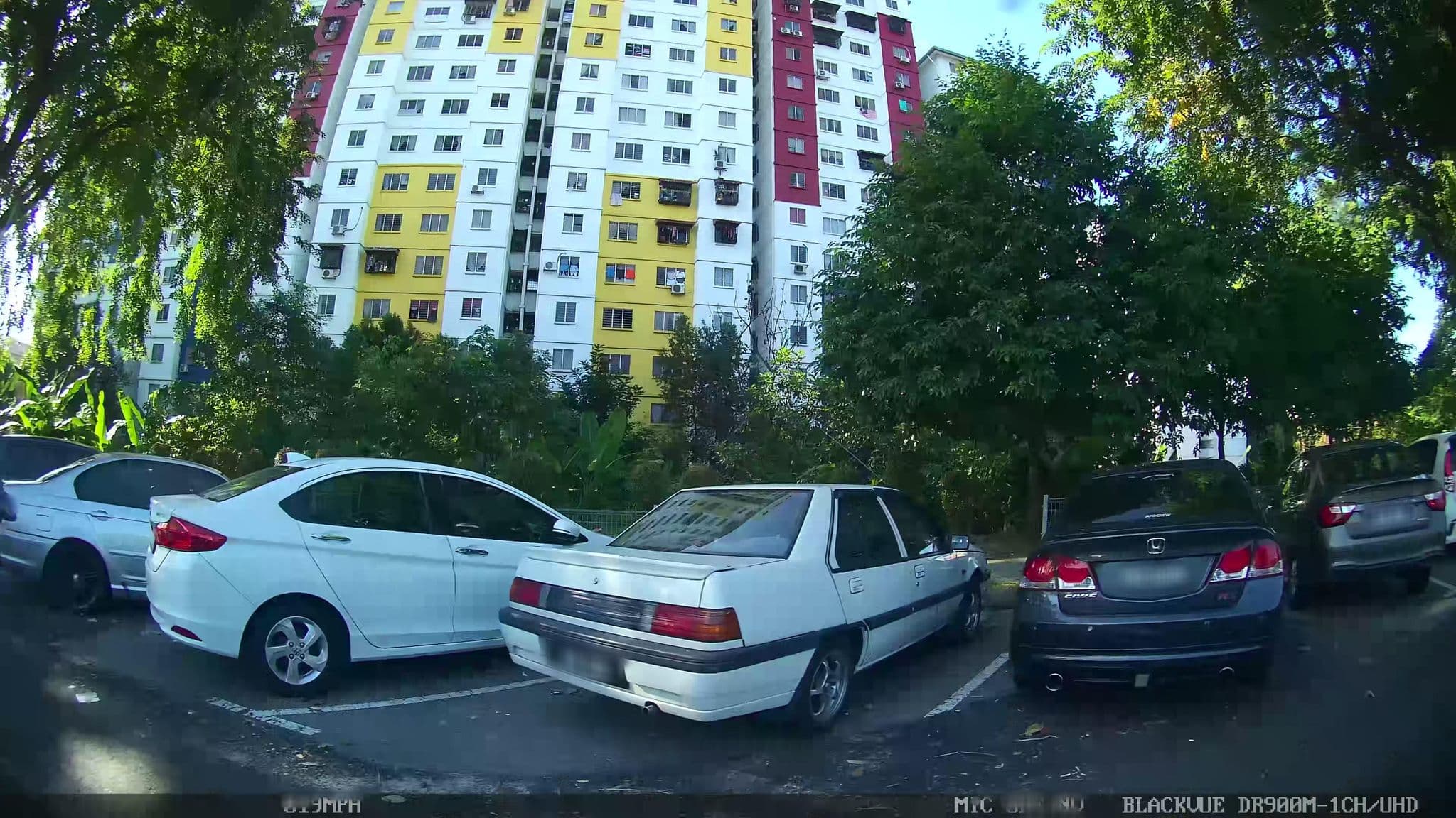 Street view near Asatera Premier Hotel, Bukit Kerinchi — © kaart_1 (CC BY-SA · Mapillary)