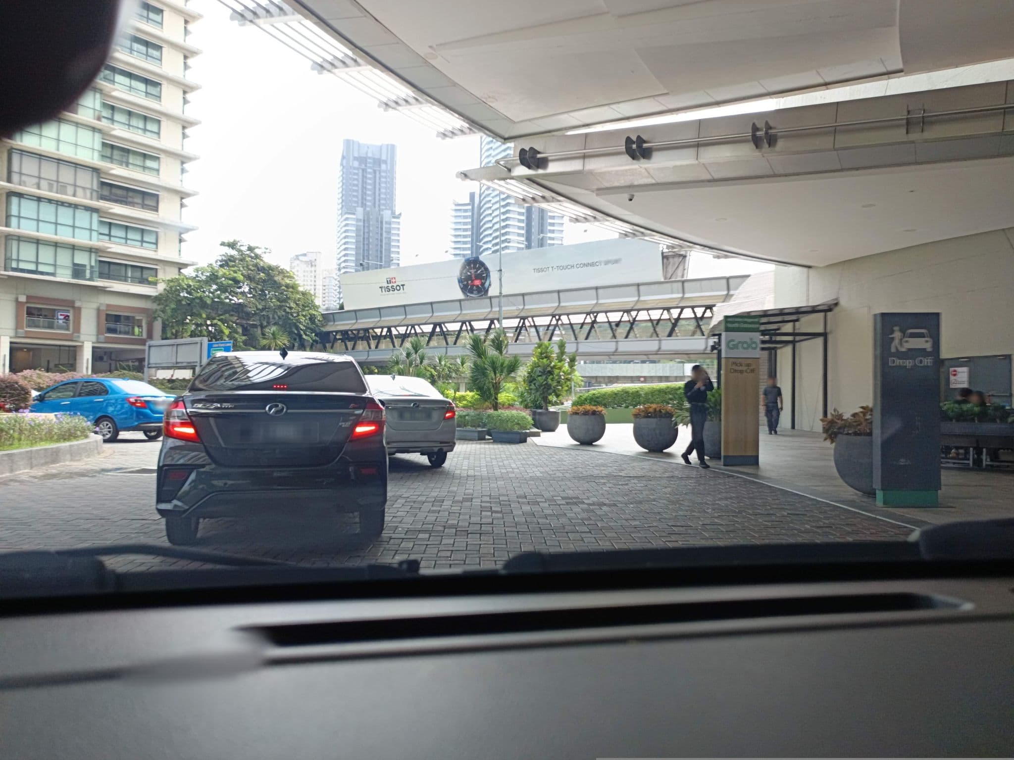 Street view near Floor 26 Executive Lounge, Seputeh — © YikQin (CC BY-SA · Mapillary)